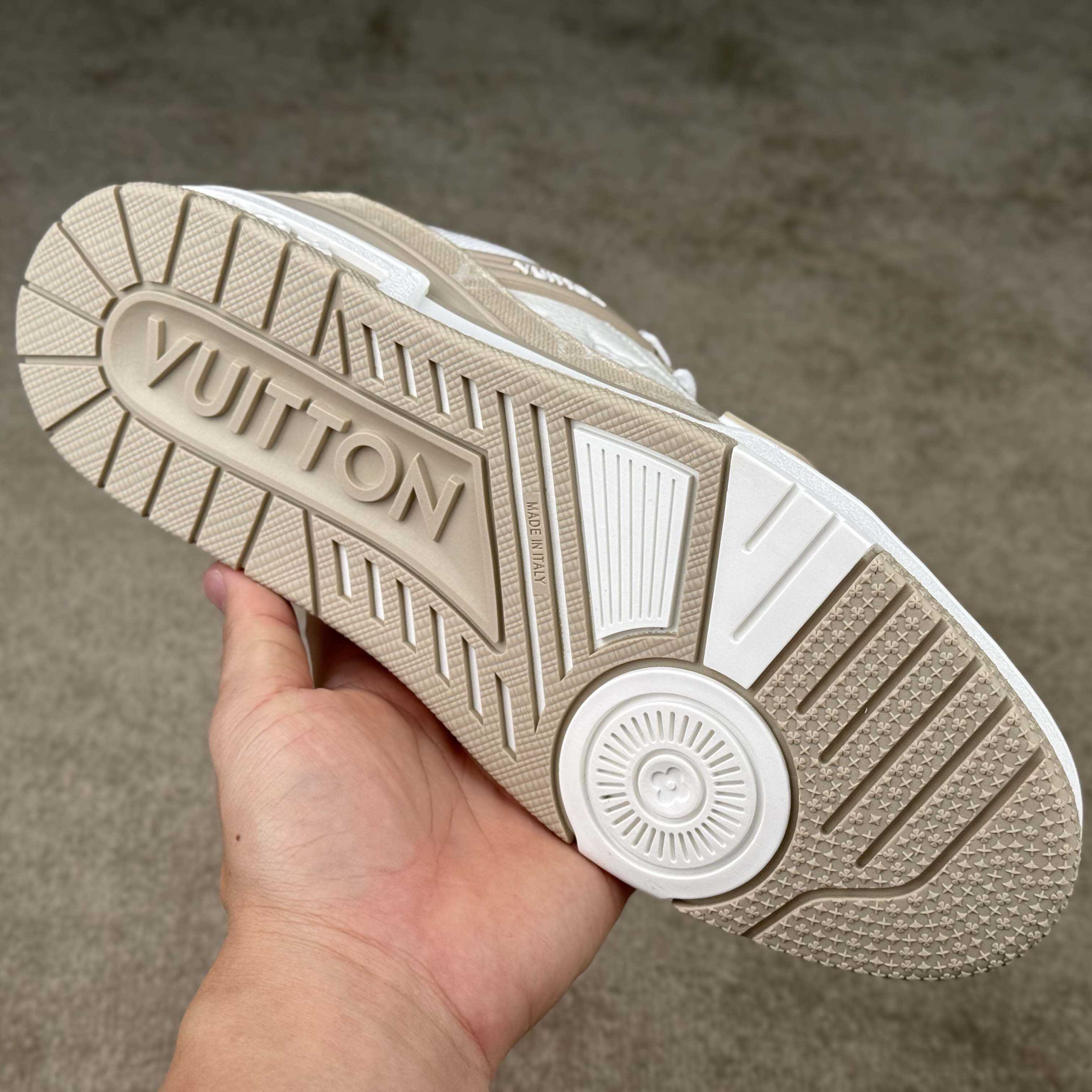 Louis Vuitton LV Trainer Sneaker   1AIKMG - DopestKickz