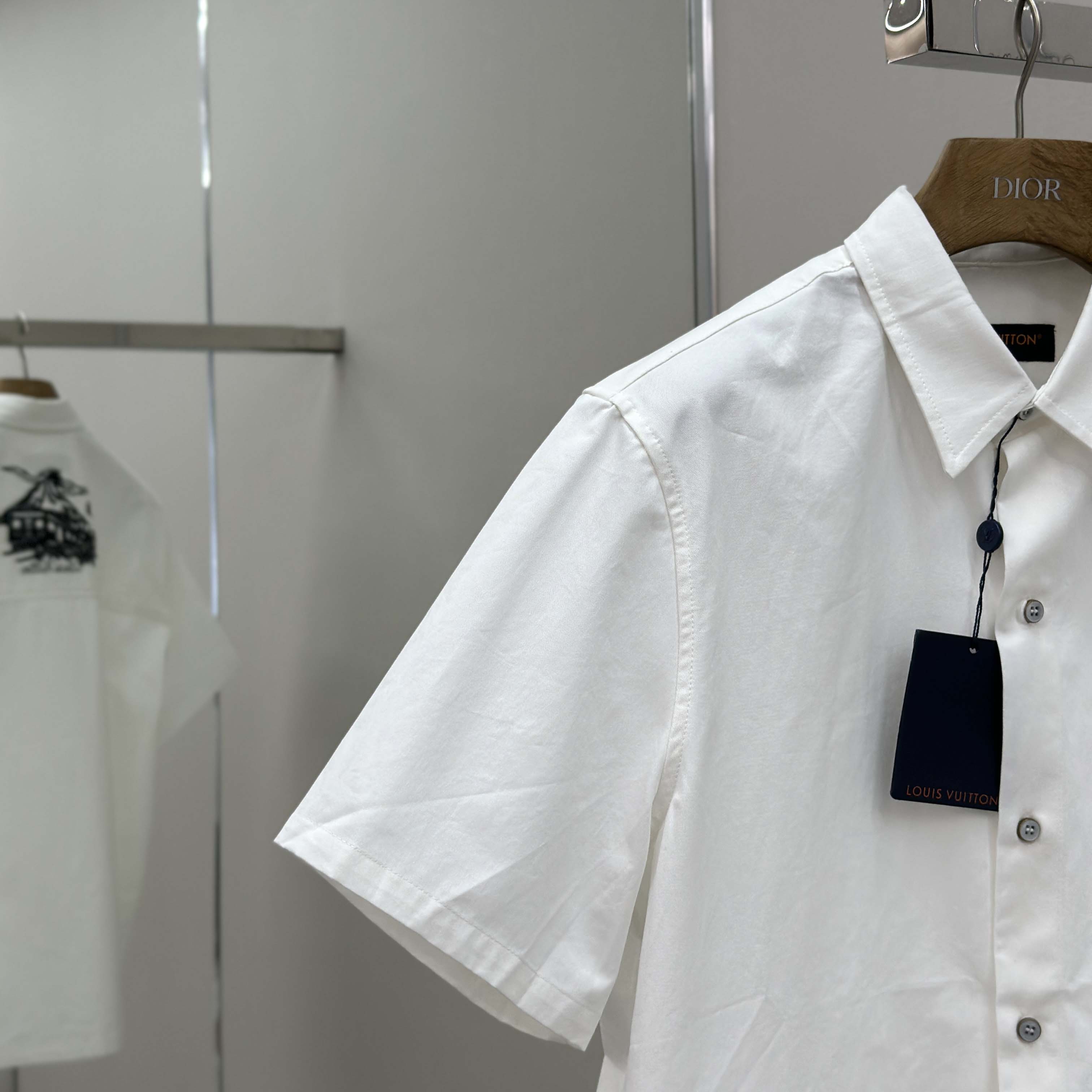 Louis Vuitton Embellished Short-Sleeved Shirt   1AIMII - DopestKickz