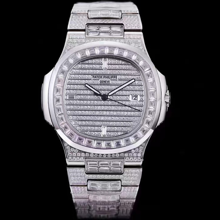 Patek Philippe Patek Nautilus 5719/10G - DopestKickz