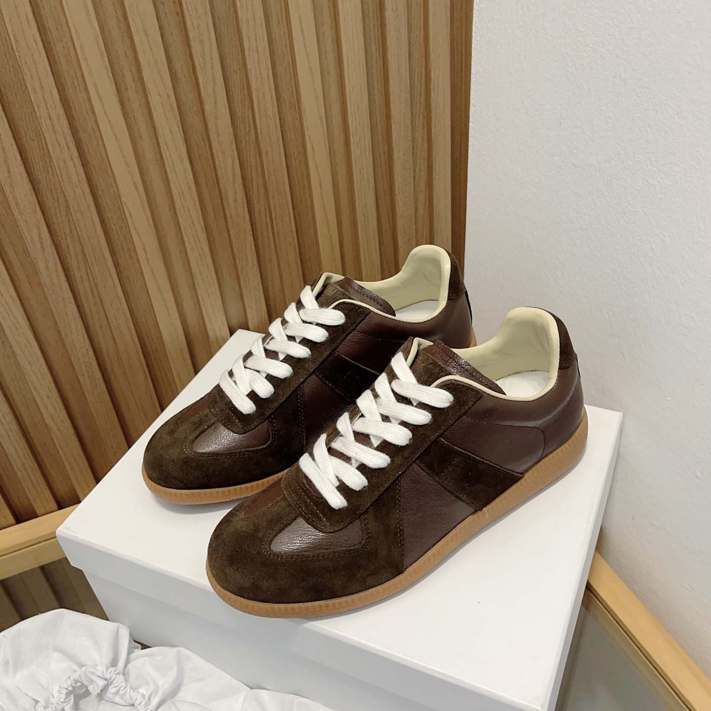 Maison Margiela Replica Low Top Sneaker - DopestKickz