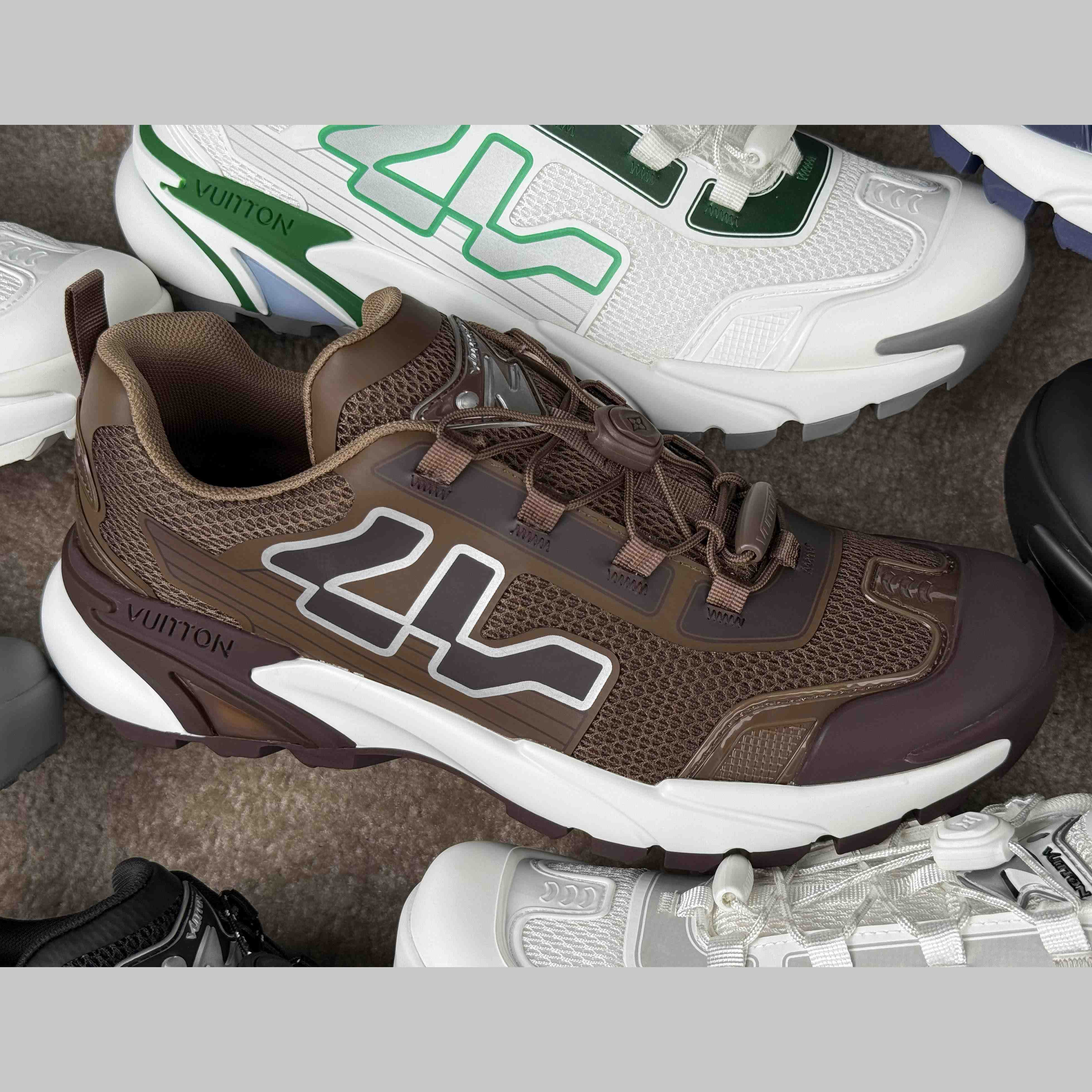 Louis Vuitton LV Runner Tatic Sneaker     1AHA71 - DopestKickz