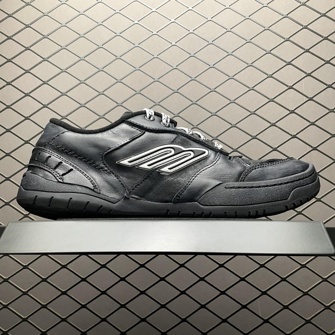 Balenciaga Hamptons Worn-Out Sneaker In Black Cowskin And Polyester - DopestKickz