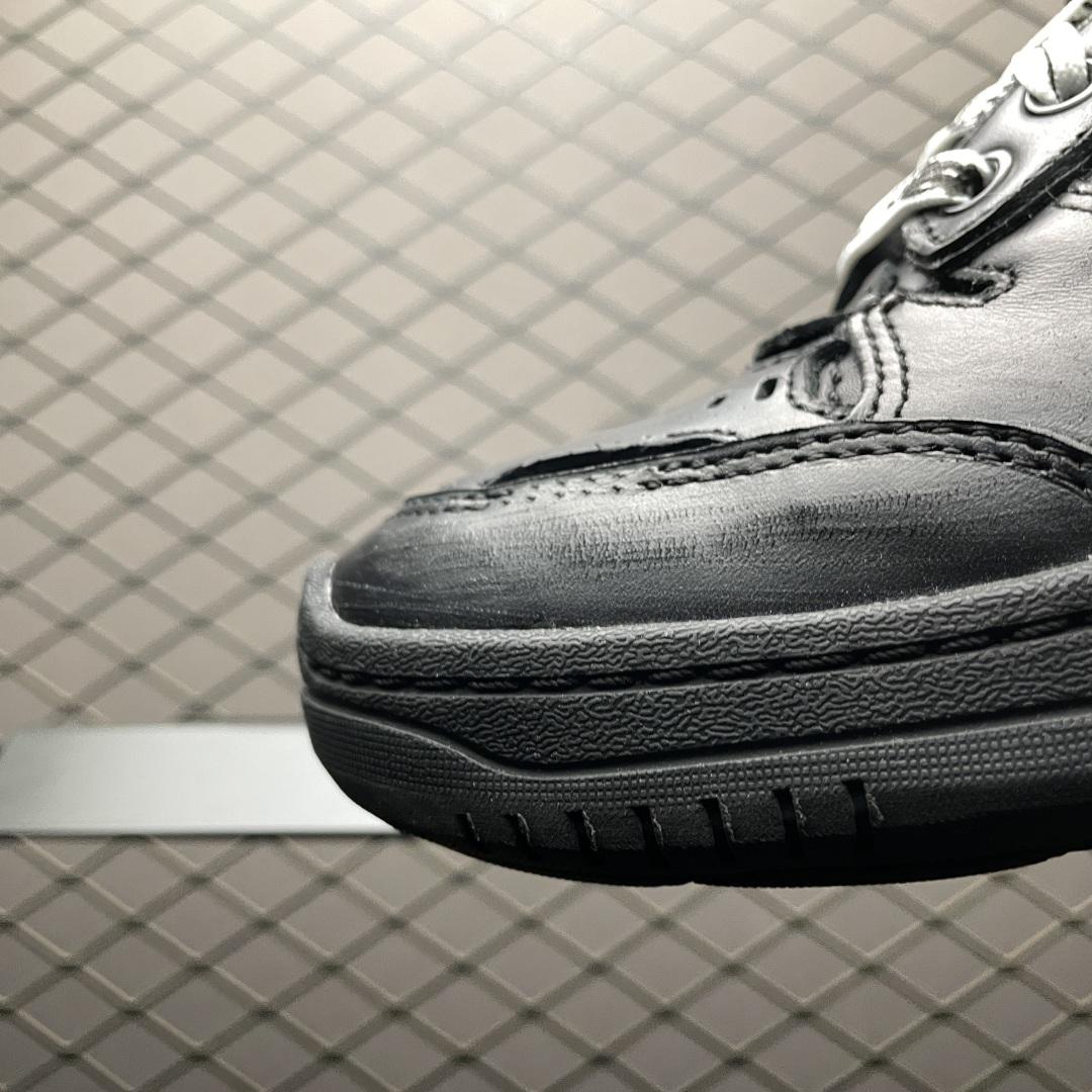 Balenciaga Hamptons Worn-Out Sneaker In Black Cowskin And Polyester - DopestKickz