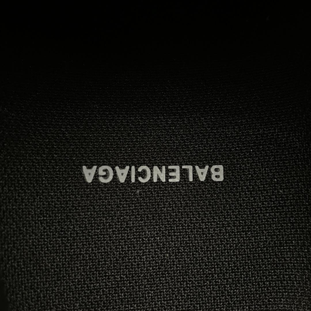 Balenciaga Hamptons Worn-Out Sneaker In Black Cowskin And Polyester - DopestKickz