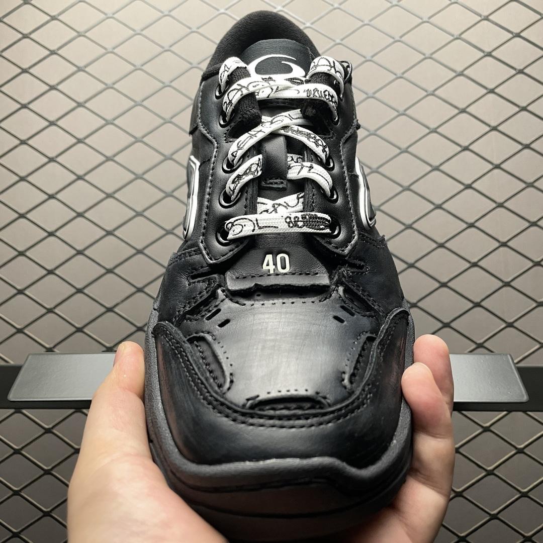 Balenciaga Hamptons Worn-Out Sneaker In Black Cowskin And Polyester - DopestKickz