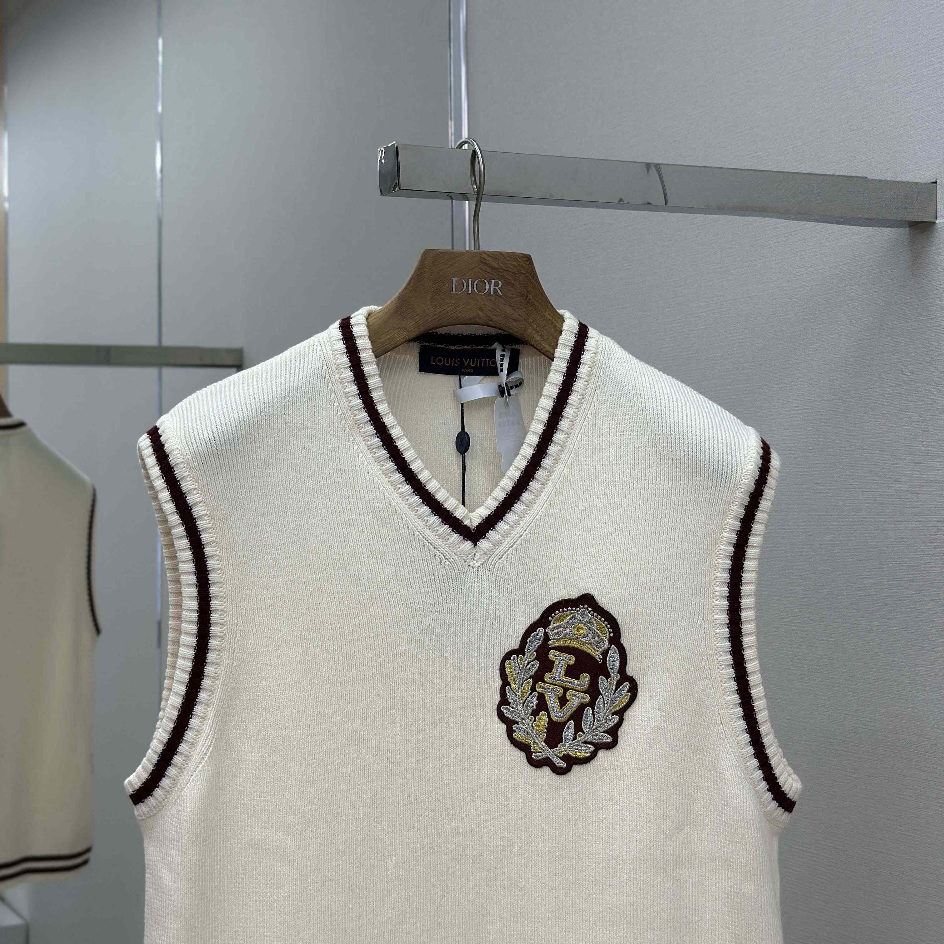 Louis Vuitton Embellished Wool Vest   1AGJGW - DopestKickz