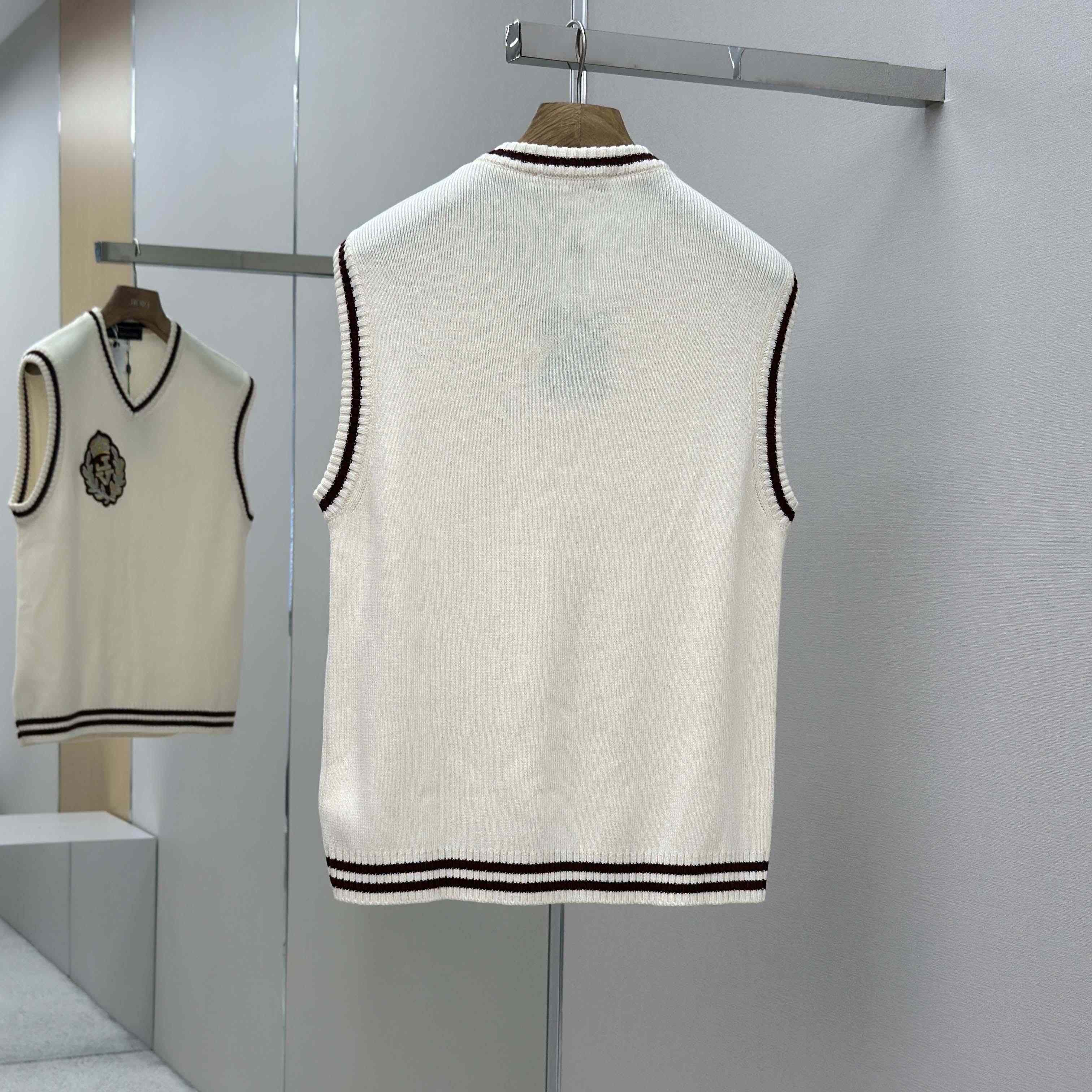 Louis Vuitton Embellished Wool Vest   1AGJGW - DopestKickz