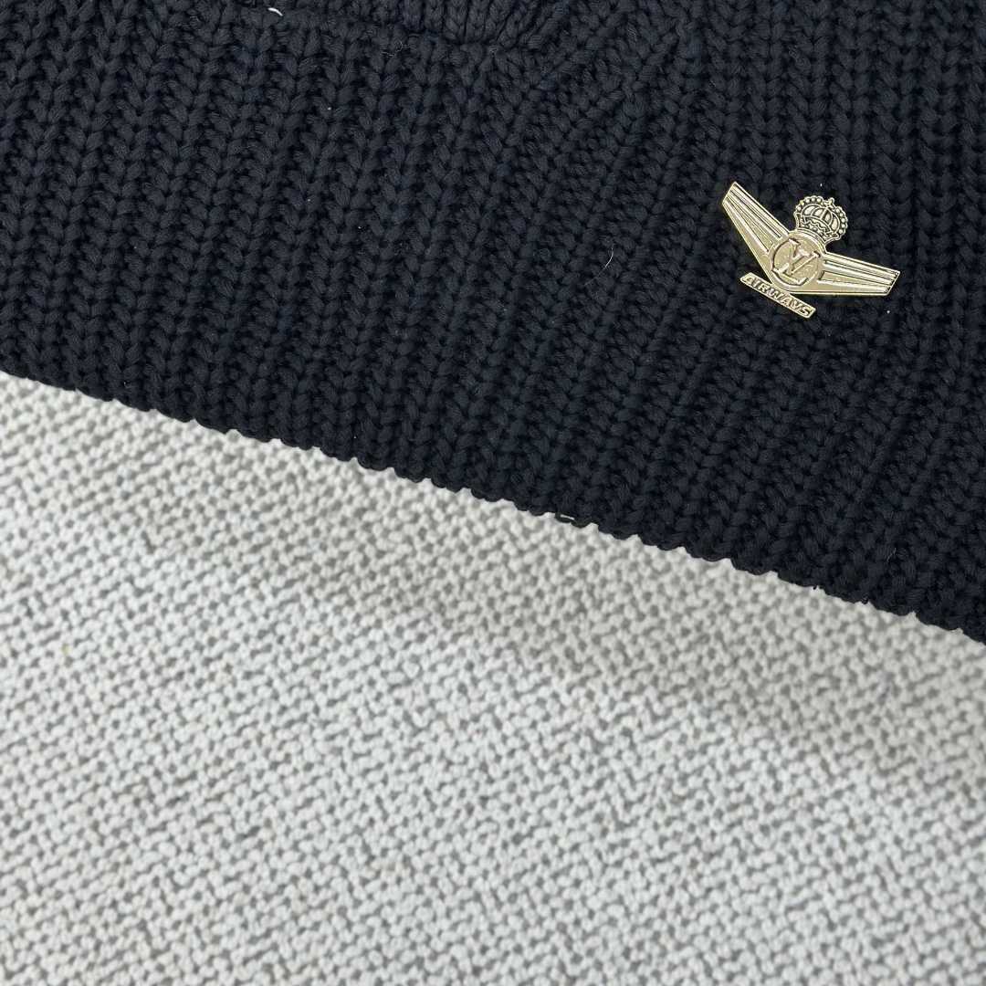 Louis Vuitton Chunky Wool-Blend Half-Zip Pullover   1AHC13 - DopestKickz