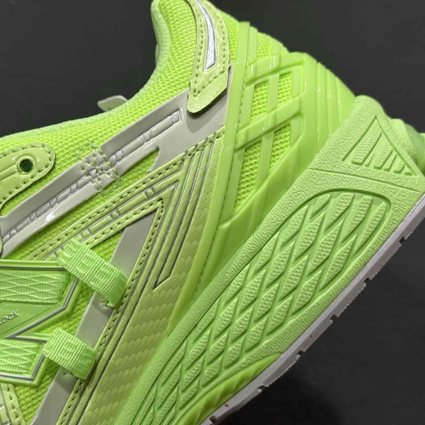 New Balance 1906 Sneakers - DopestKickz