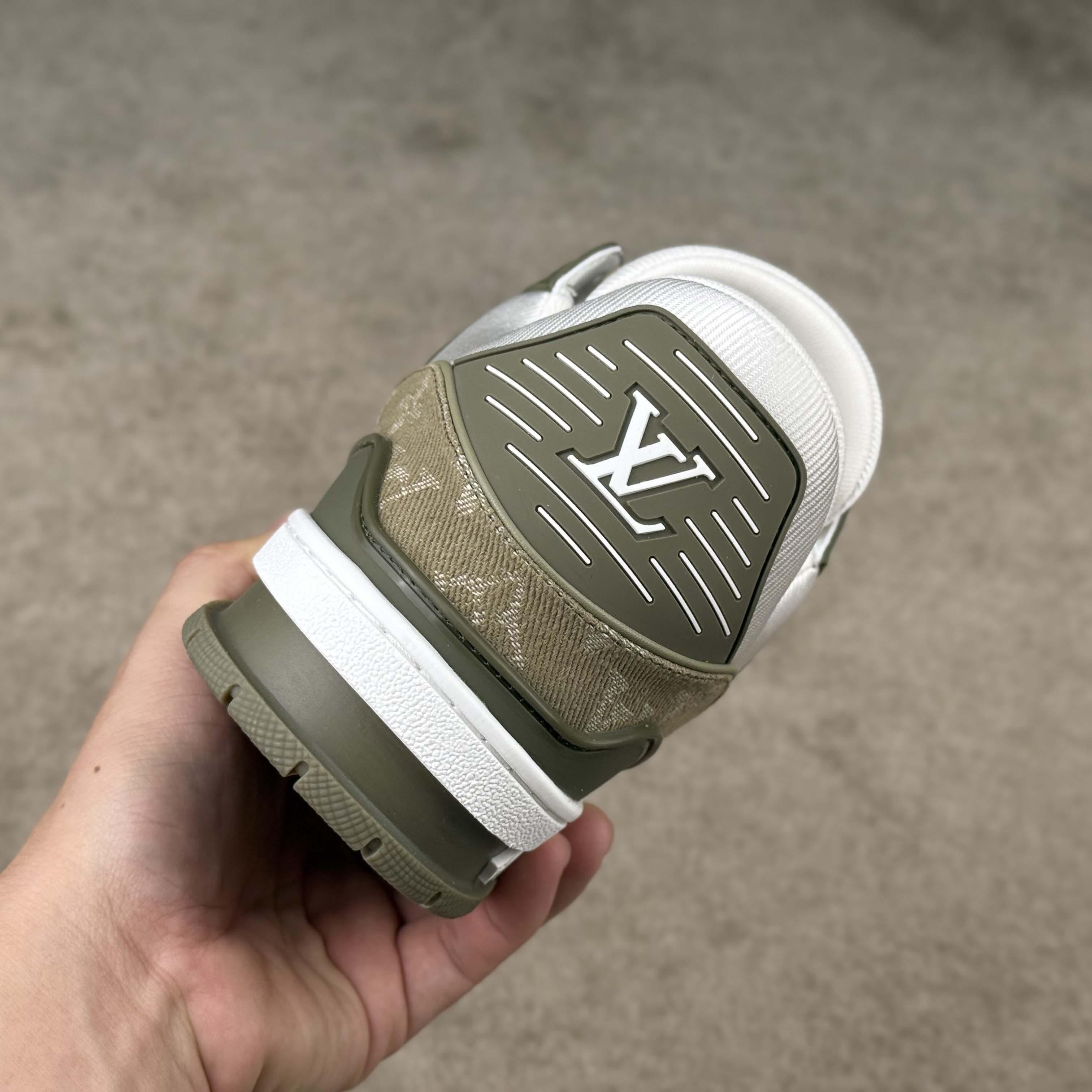 Louis Vuitton LV Trainer Sneaker   1AIKN0 - DopestKickz