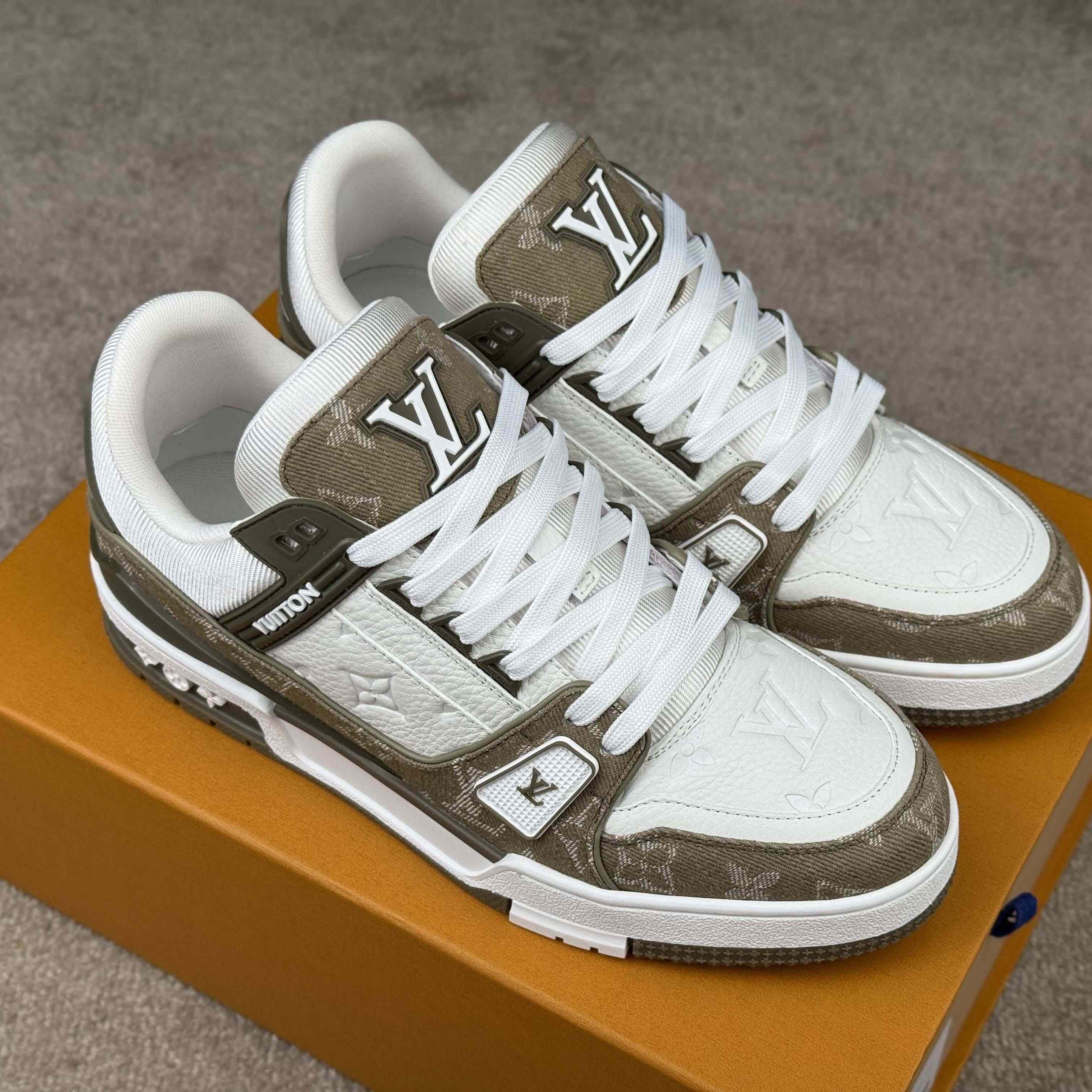 Louis Vuitton LV Trainer Sneaker   1AIKN0 - DopestKickz