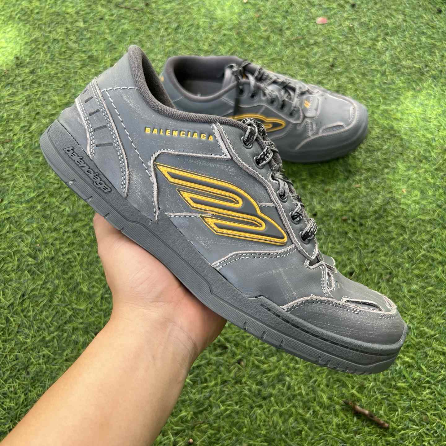 Balenciaga Hamptons Worn-Out Sneaker In Grey And Yellow Cowskin And Polyester - DopestKickz