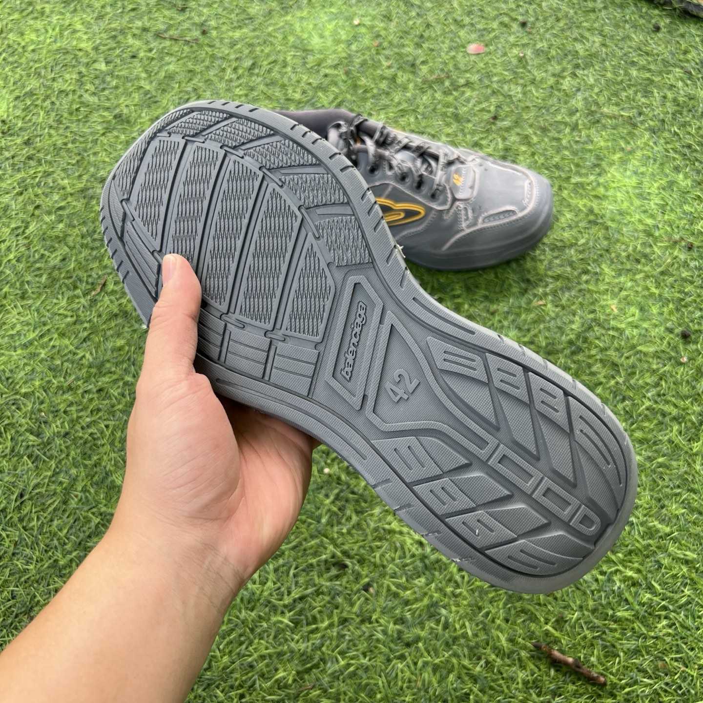 Balenciaga Hamptons Worn-Out Sneaker In Grey And Yellow Cowskin And Polyester - DopestKickz