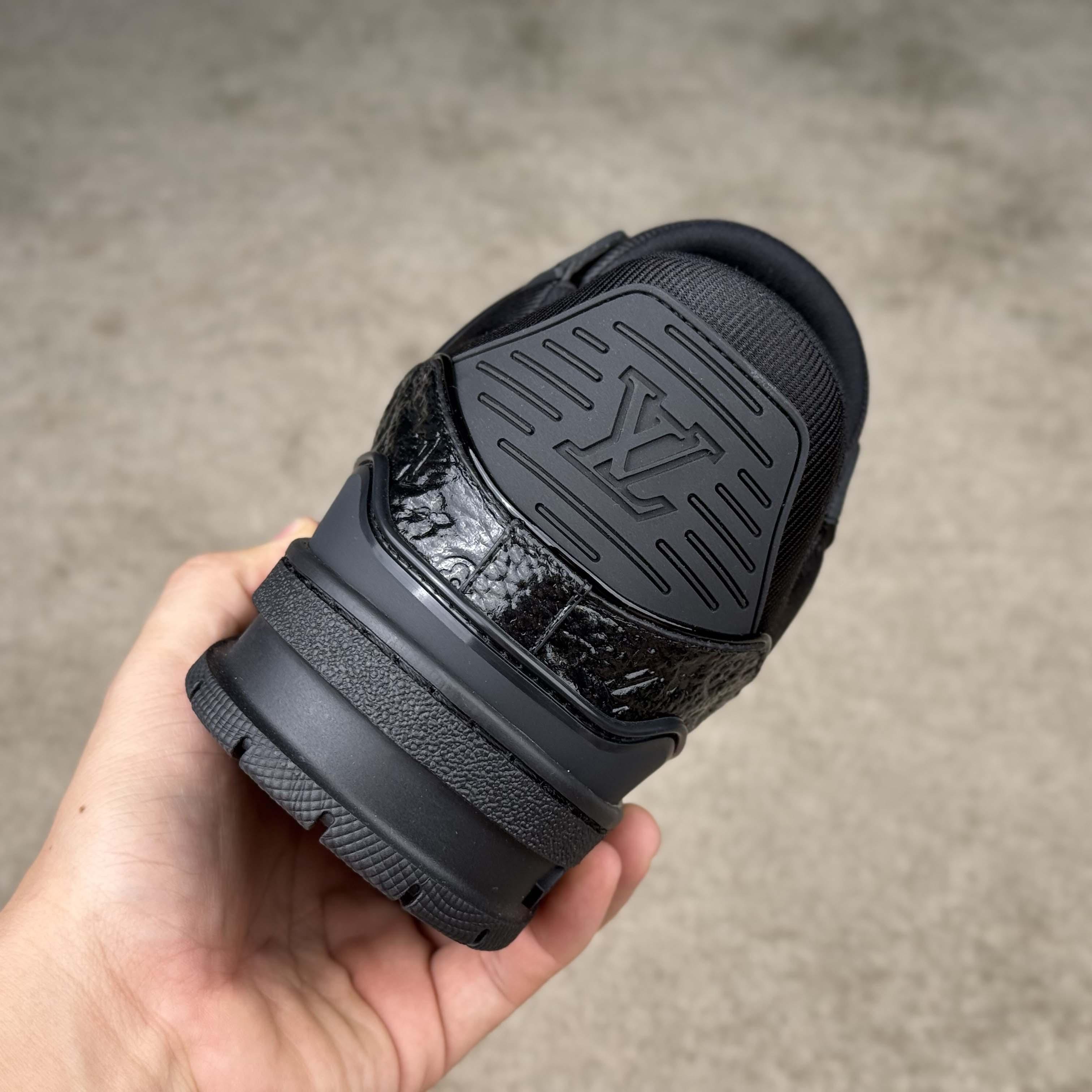 Louis Vuitton LV Trainer Sneaker   1AHTA2 - DopestKickz