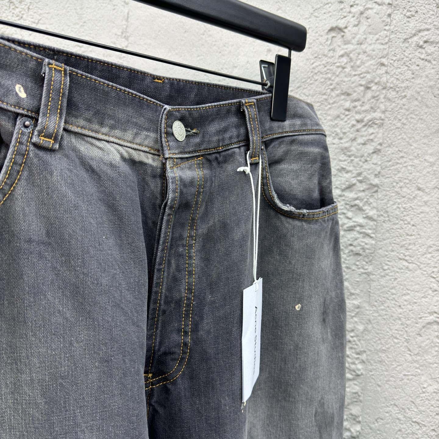Acne Studios Loose Fit Jeans - 2023m - DopestKickz