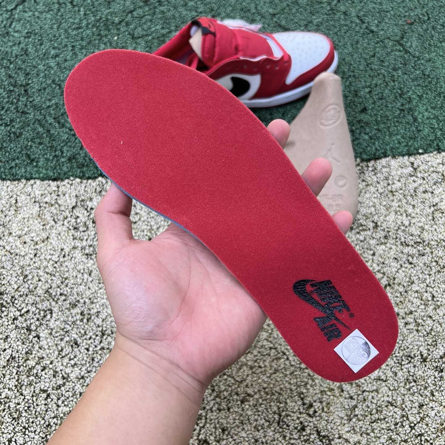 Travis Scott x Air Jordan 1 Low OG    DM7866-101 - DopestKickz