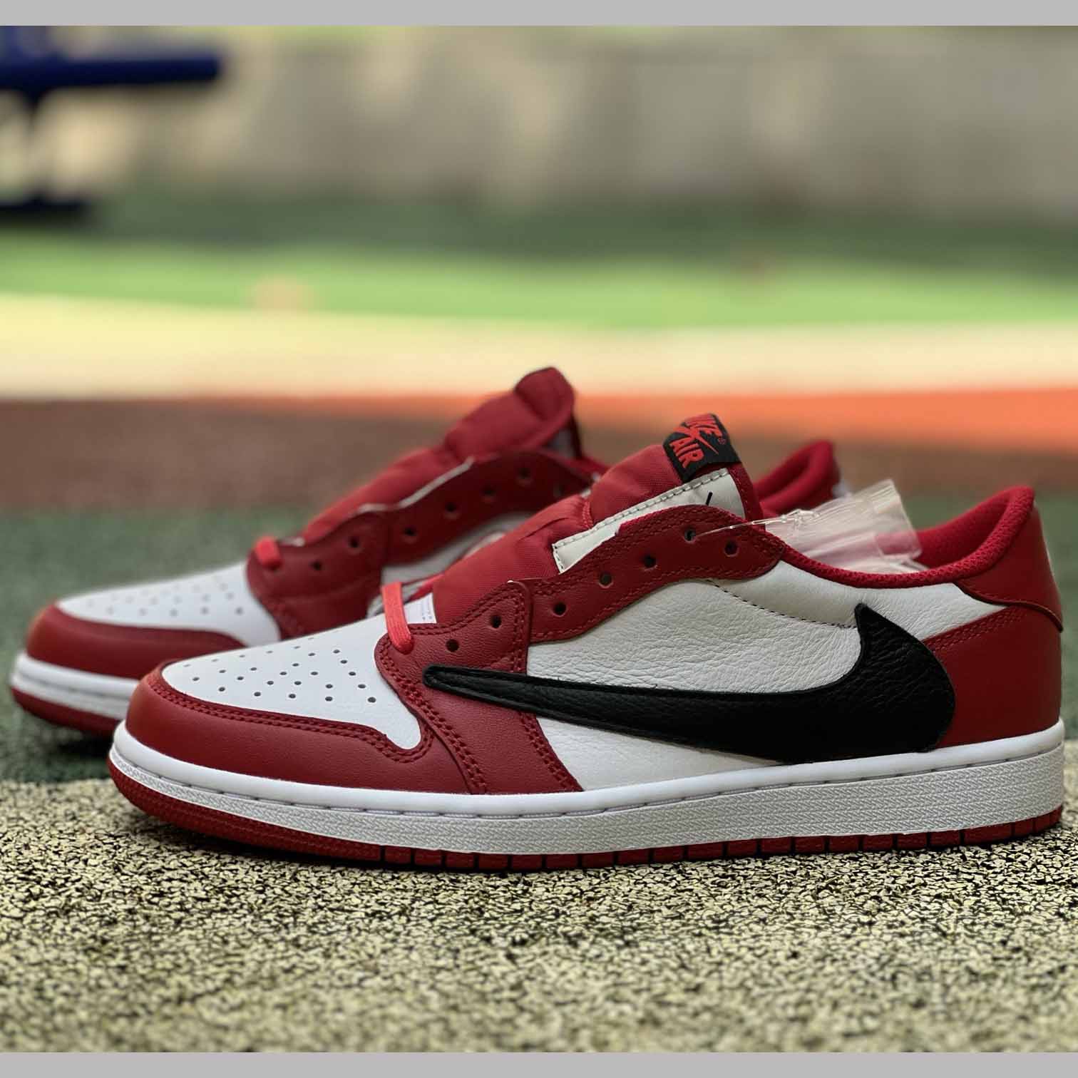 Travis Scott x Air Jordan 1 Low OG    DM7866-101 - DopestKickz