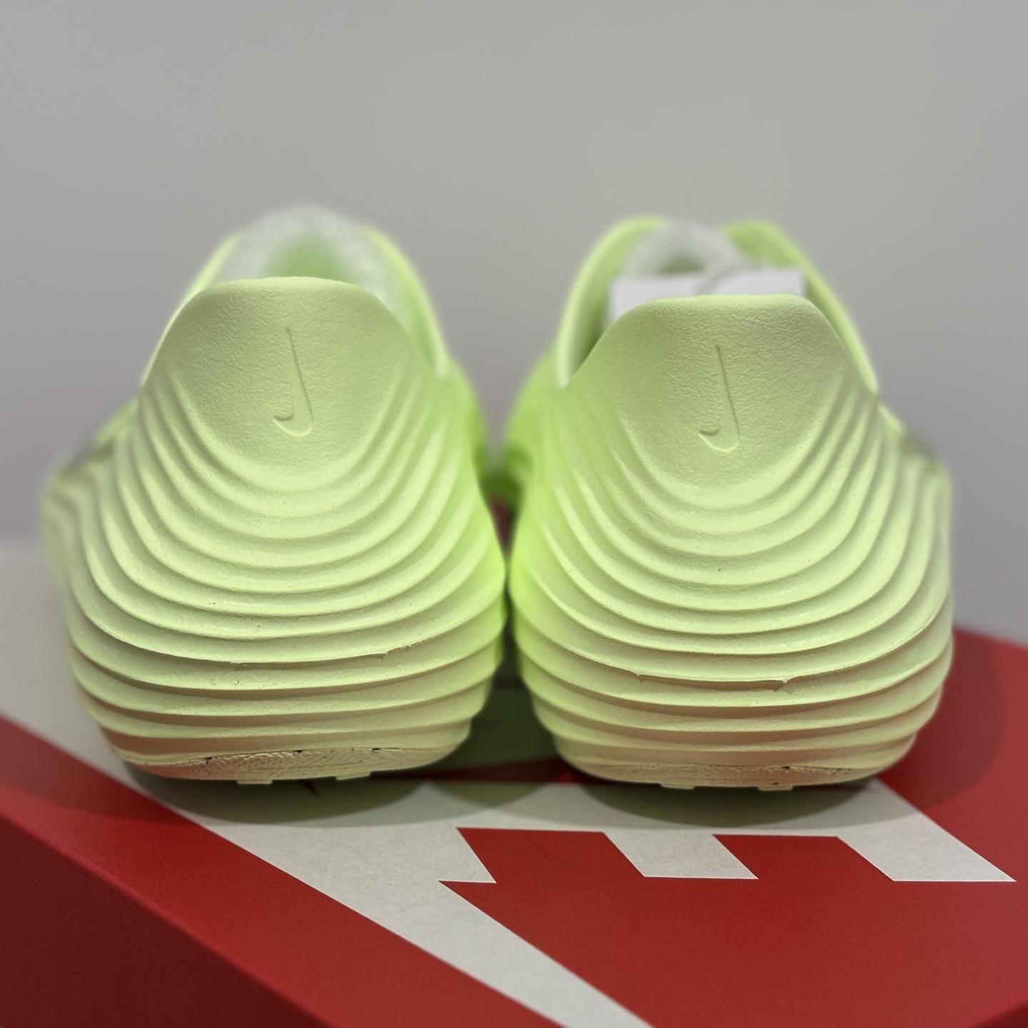 Nike ReactX Rejuven8    HV5062-700 - DopestKickz