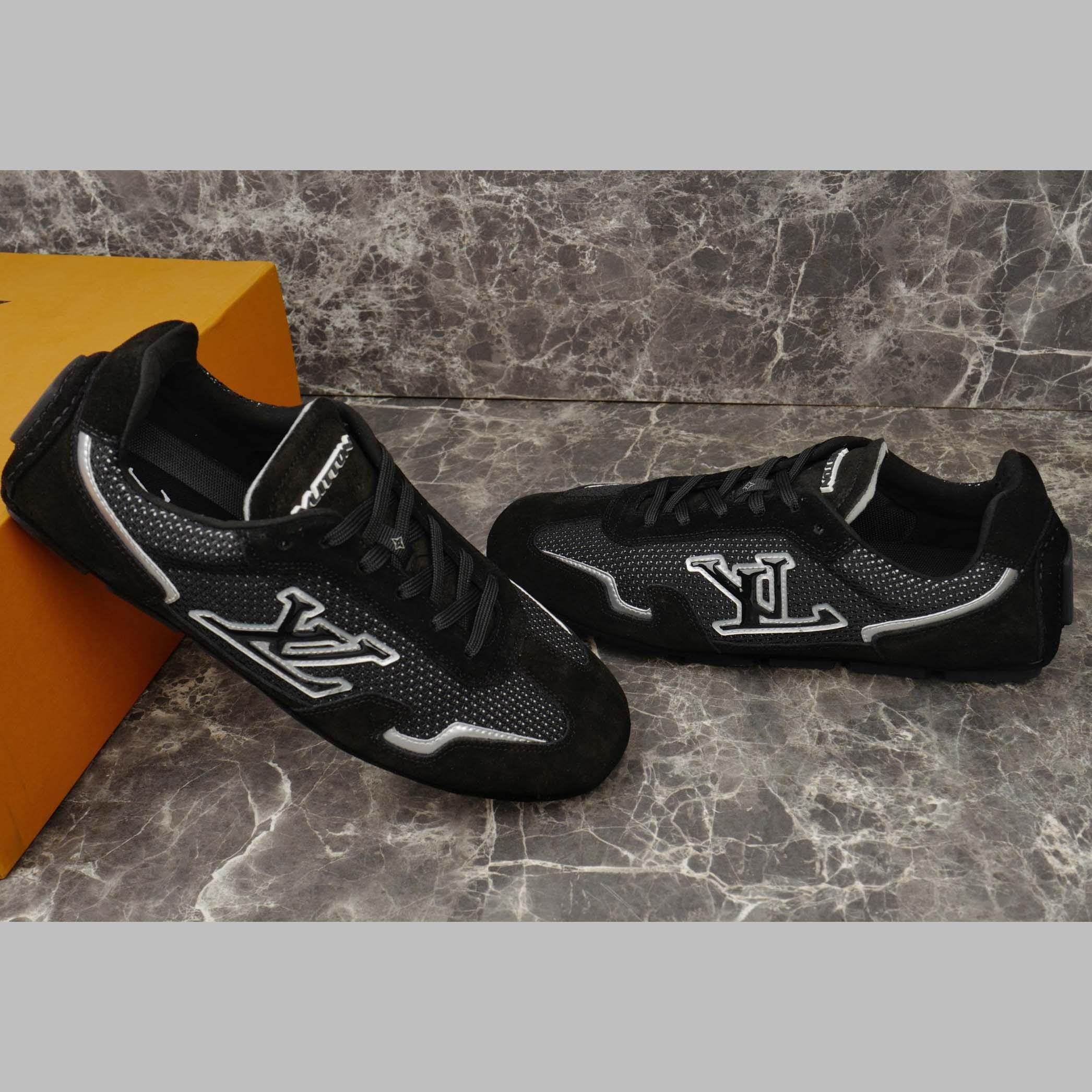 Louis Vuitton LV Rally Sneaker   1AHTZI - DopestKickz