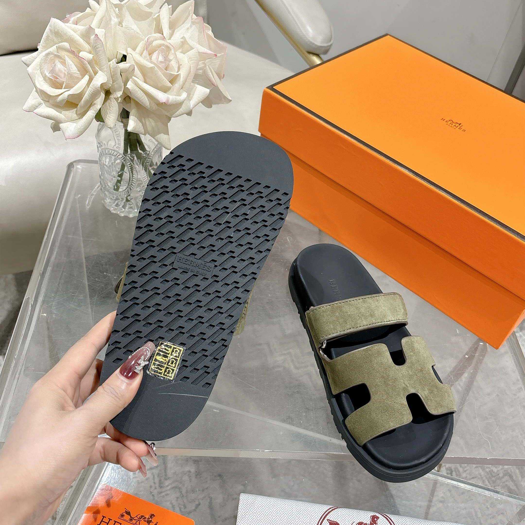 Hermes Chypre Sandal - DopestKickz