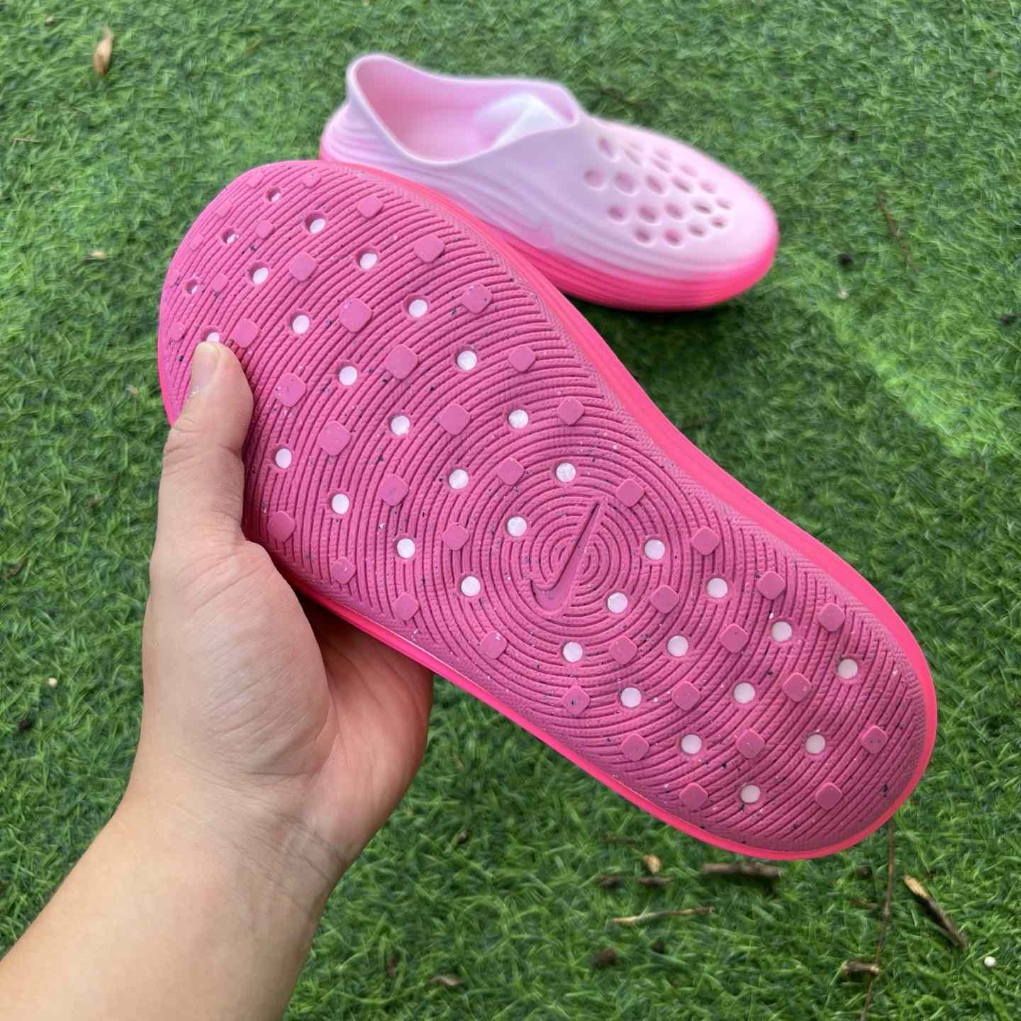 Nike React X Rejuven8 in pink  HV5062-601 - DopestKickz