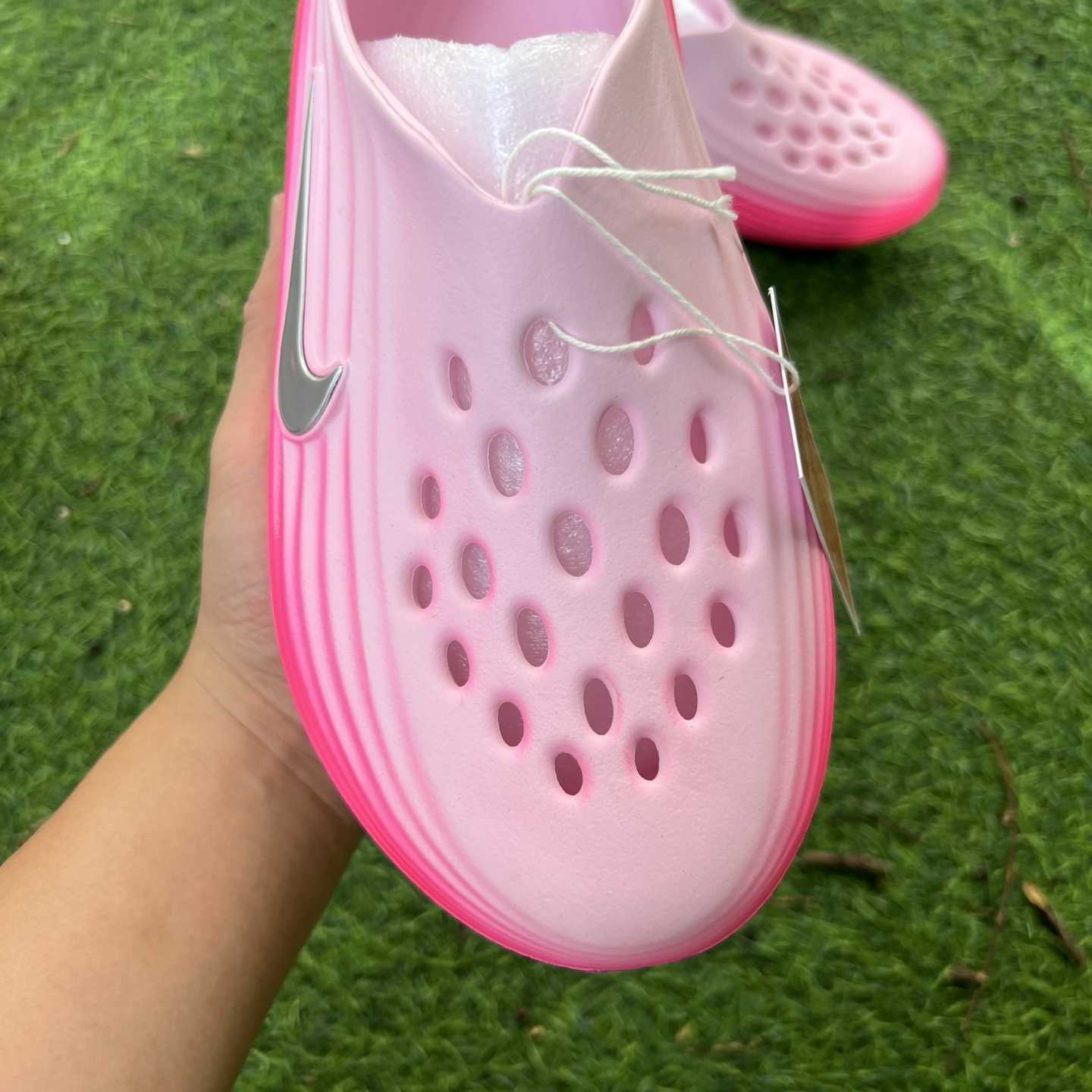 Nike React X Rejuven8 in pink  HV5062-601 - DopestKickz