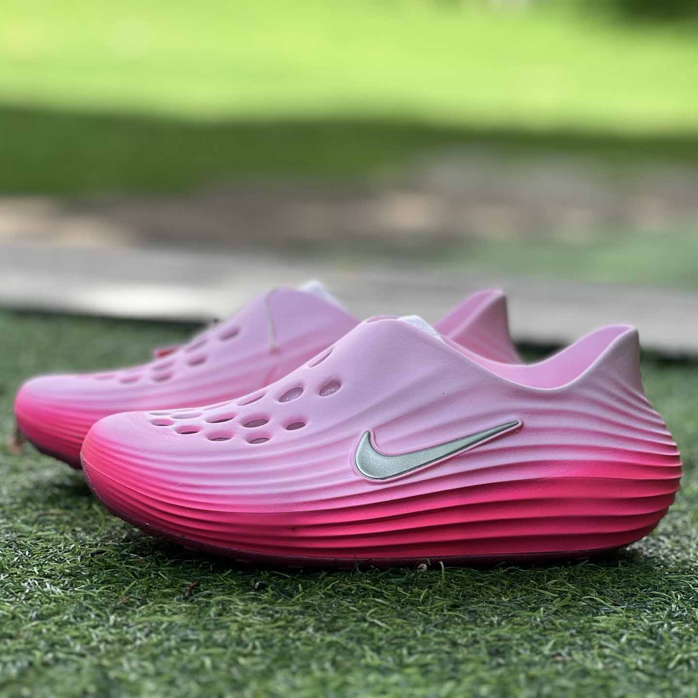 Nike React X Rejuven8 in pink  HV5062-601 - DopestKickz