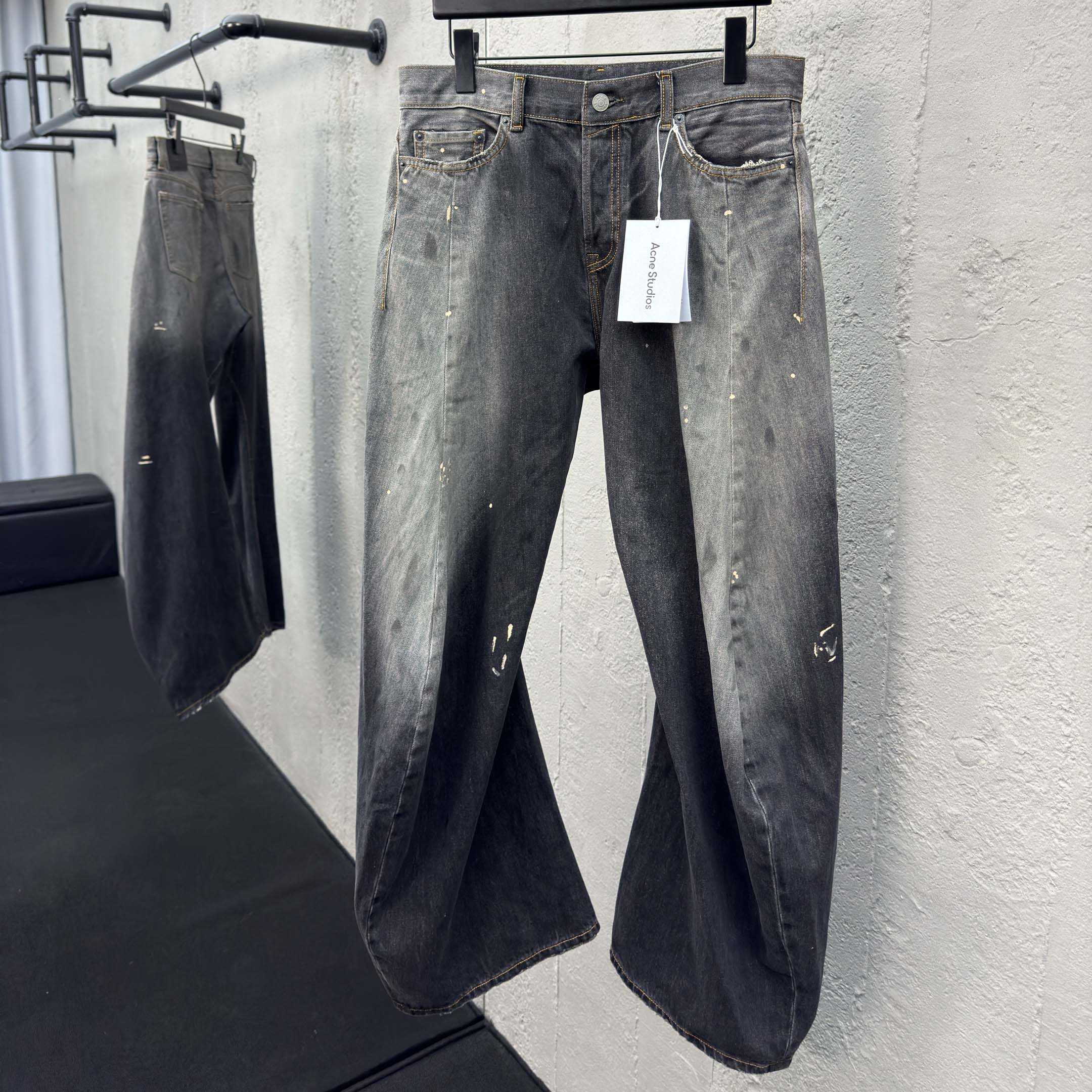 Acne Studios  Loose fit Jeans - 2006F  - DopestKickz