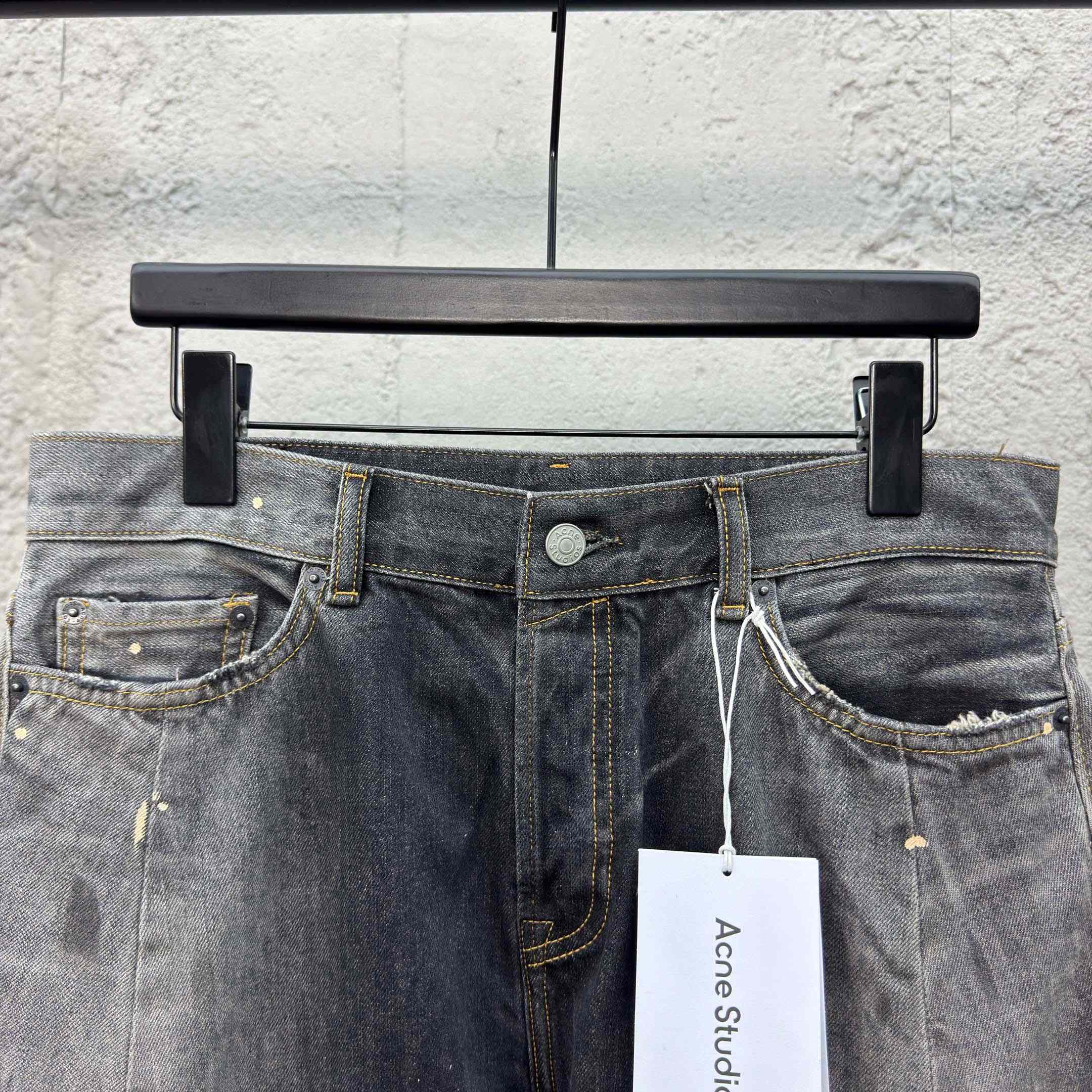 Acne Studios  Loose fit Jeans - 2006F  - DopestKickz
