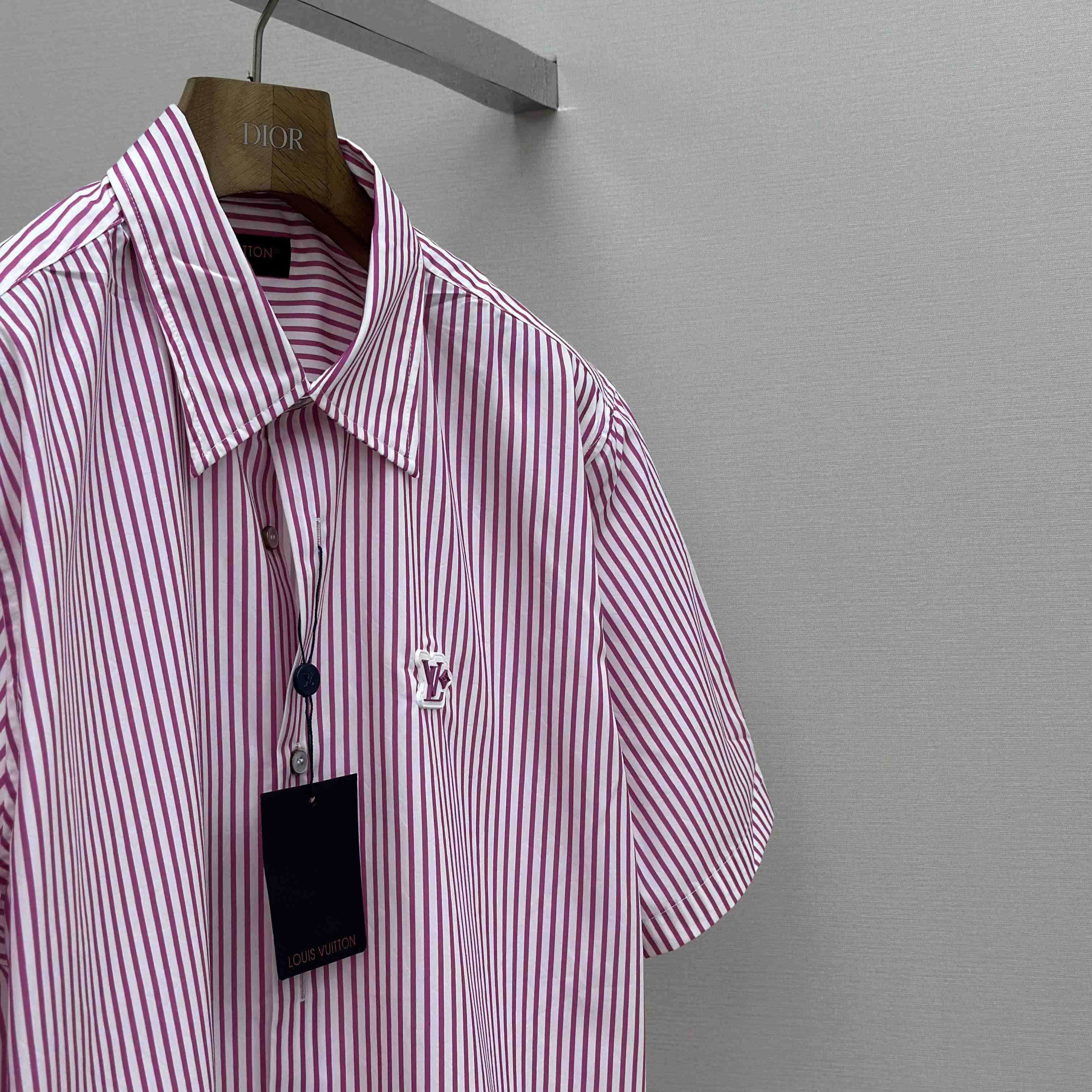 Louis Vuitton Monogram Striped Short-Sleeved Shirt   1AHVX7 - DopestKickz