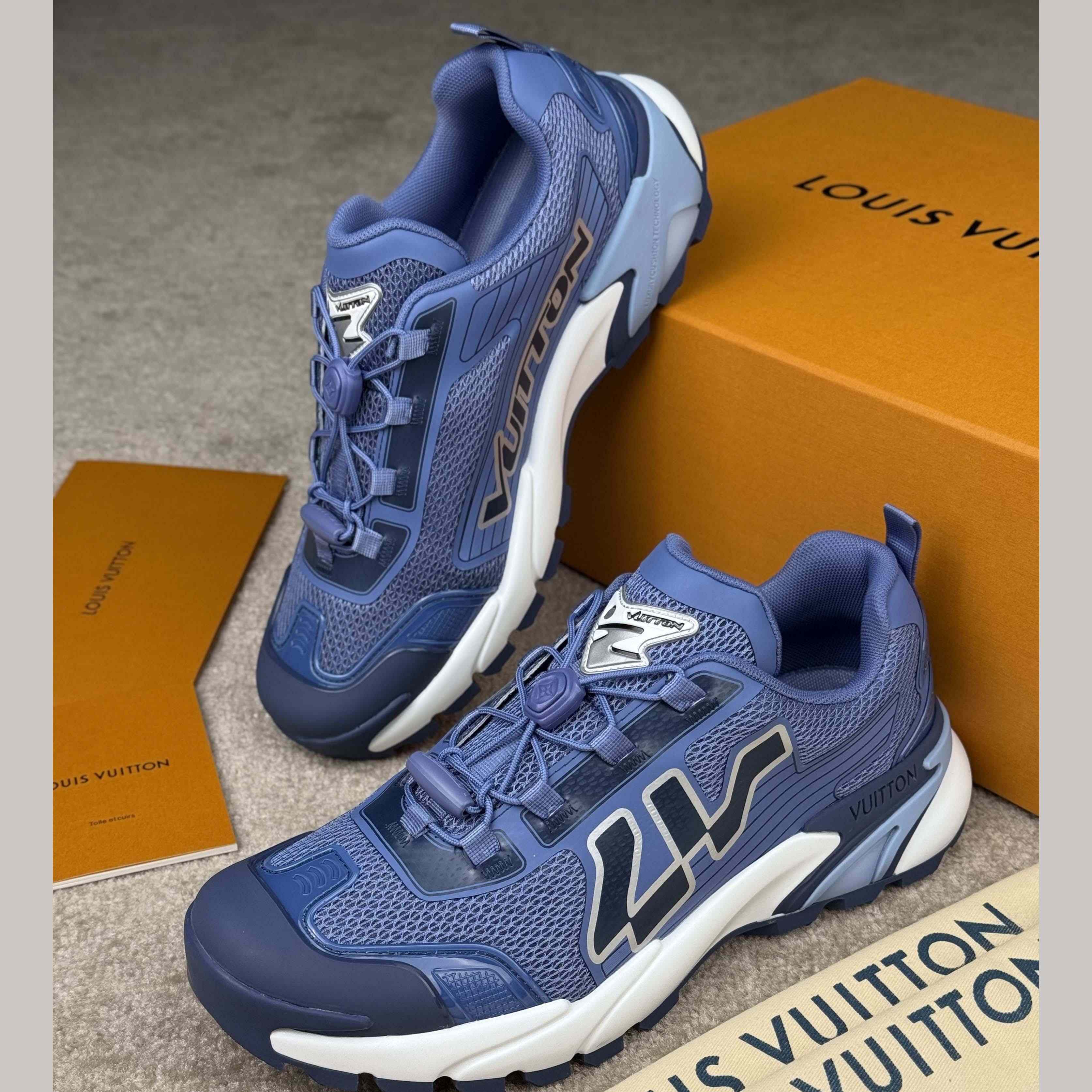 Louis Vuitton LV Runner Tatic Sneaker     1AHCPS - DopestKickz