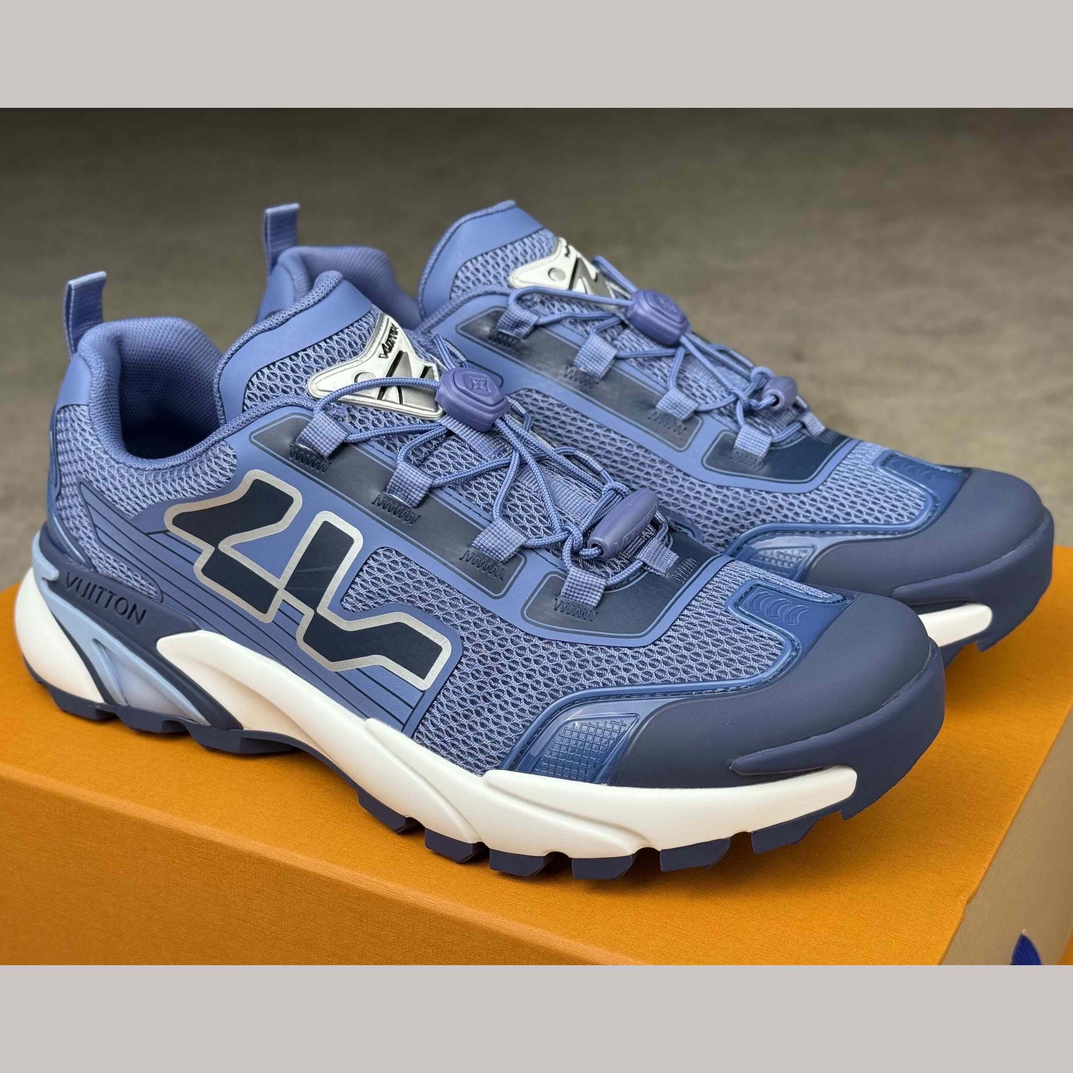 Louis Vuitton LV Runner Tatic Sneaker     1AHCPS - DopestKickz