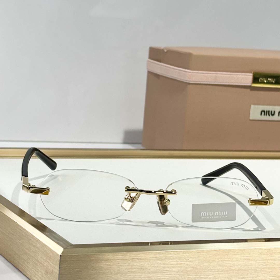 Miu Miu VMU50A Sunglasses - DopestKickz