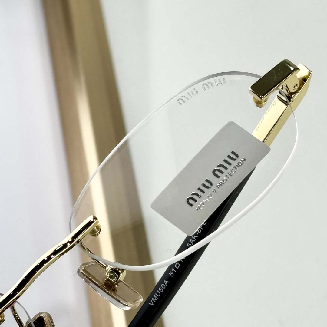 Miu Miu VMU50A Sunglasses - DopestKickz