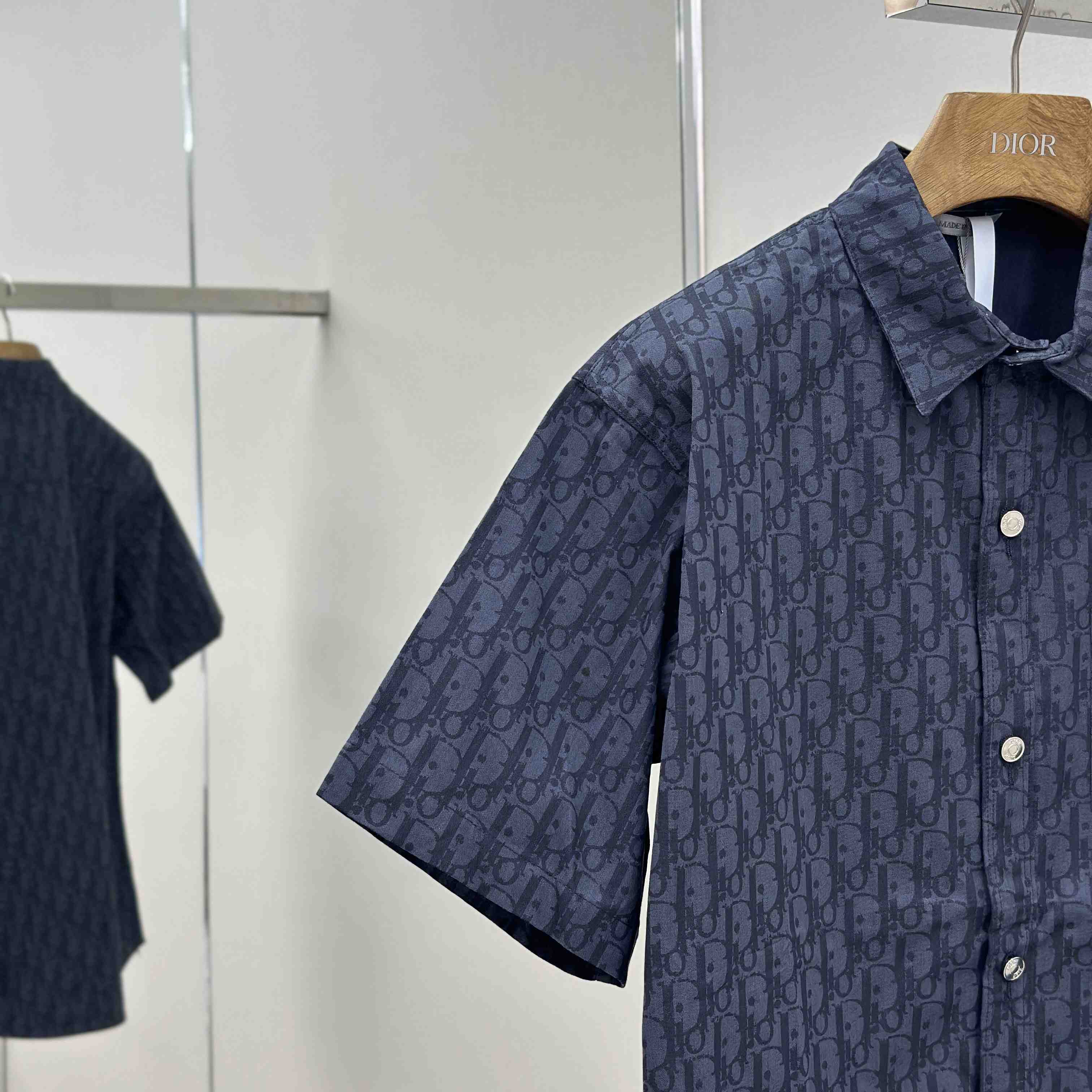 Dior Oblique Short-Sleeved Shirt - DopestKickz