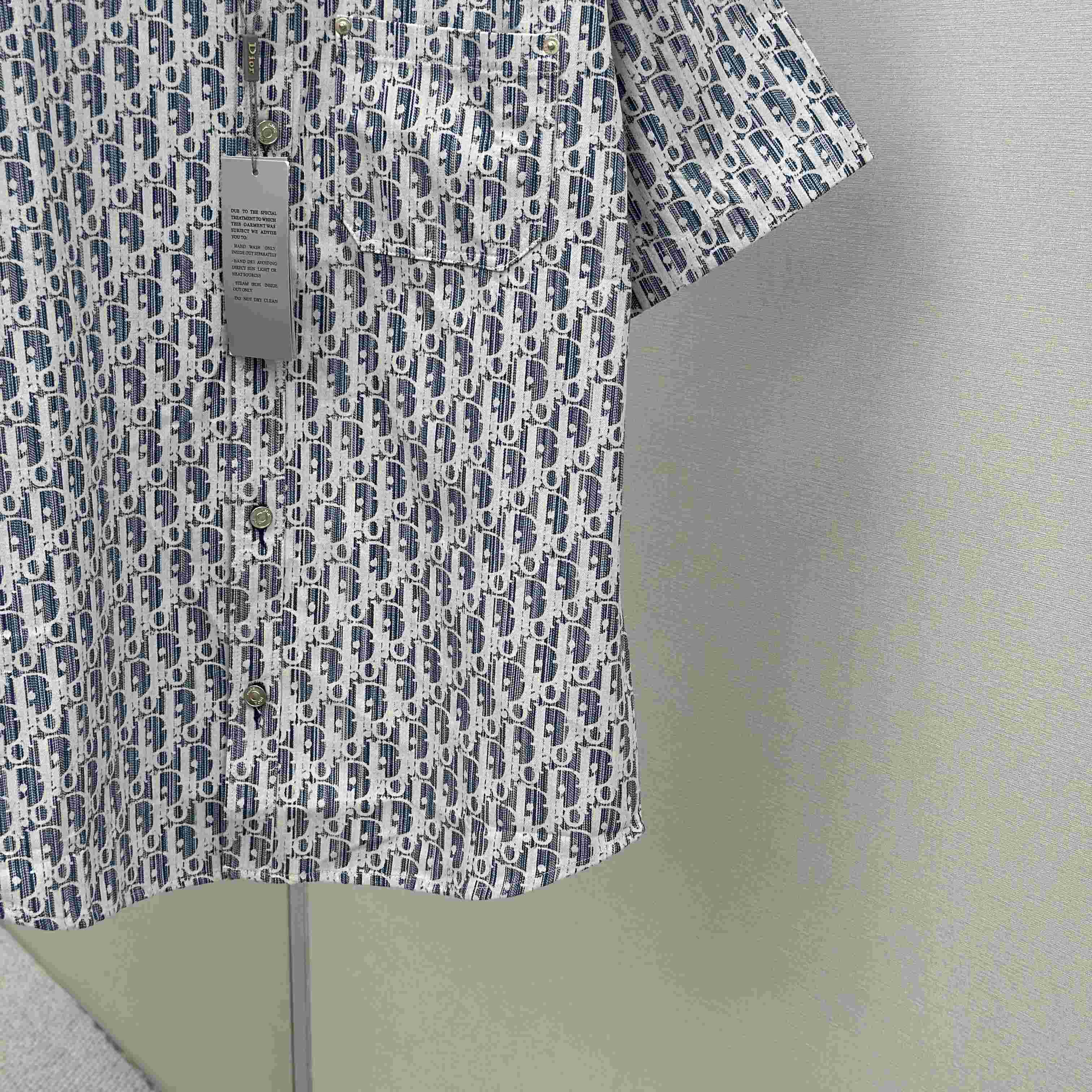 Dior Oblique Short-Sleeved Shirt - DopestKickz