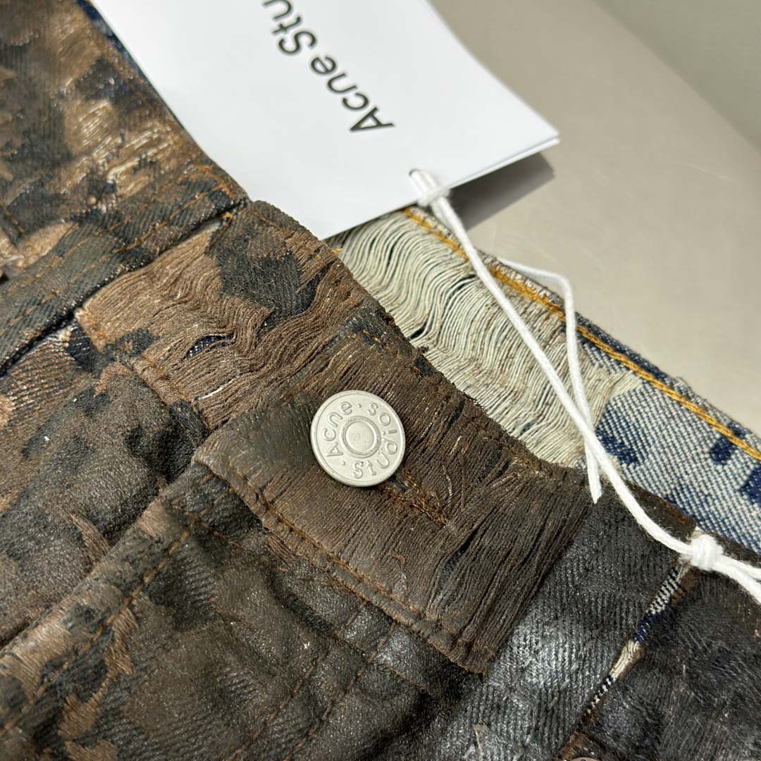 Acne Studios Loose Fit Jeans - 2023 - DopestKickz