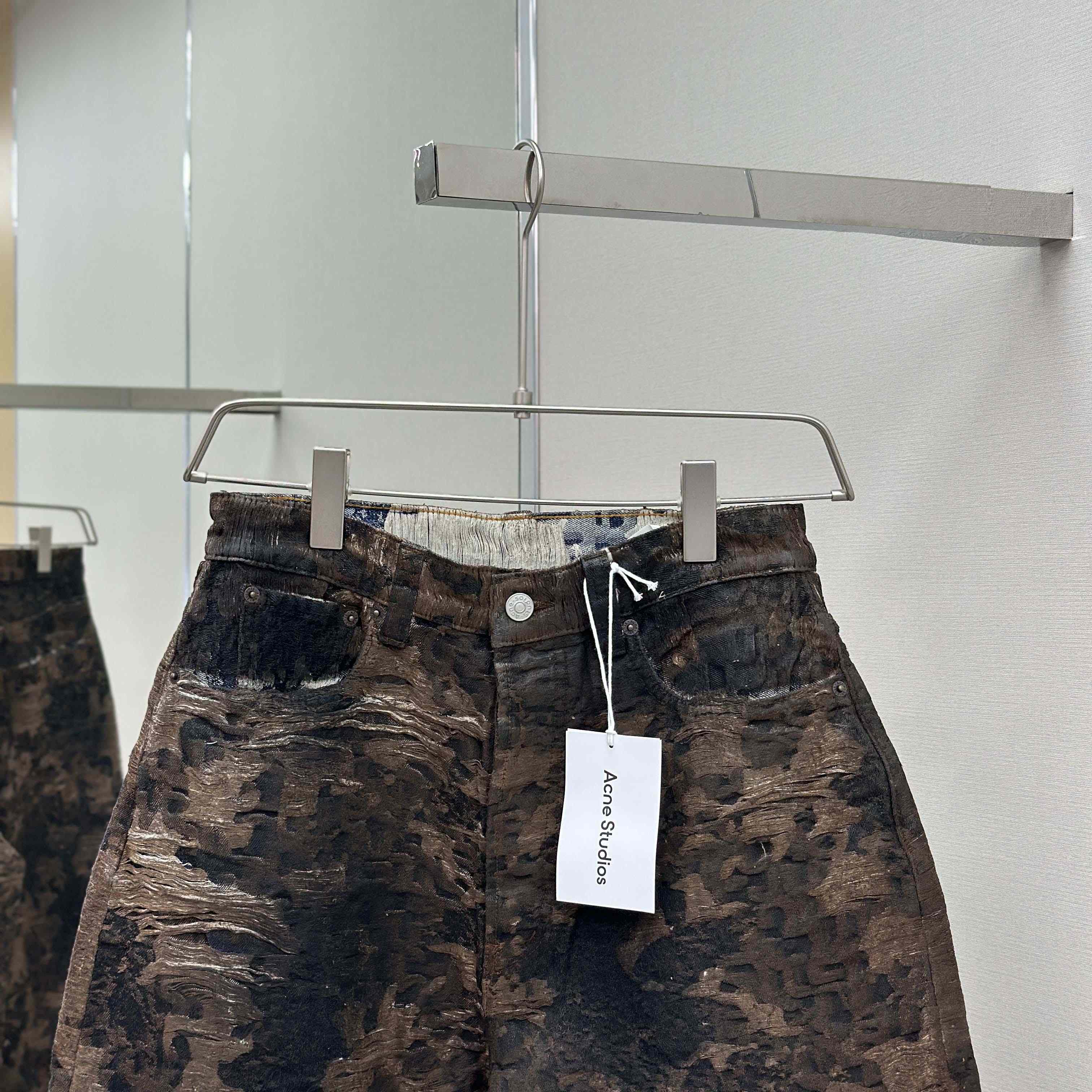 Acne Studios Loose Fit Jeans - 2023 - DopestKickz