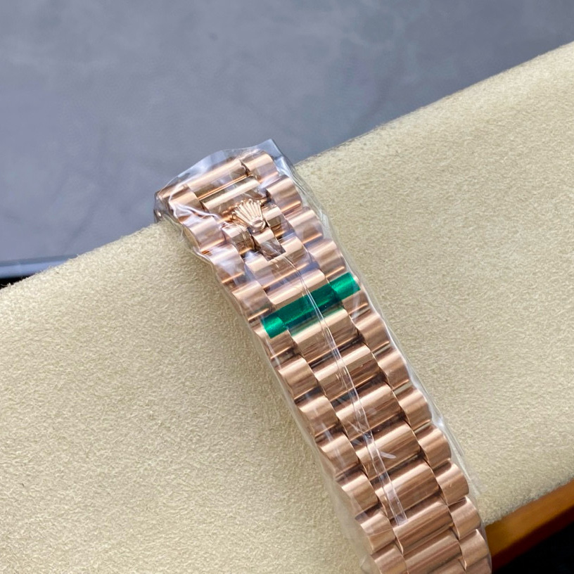 Rolex Day-Date 40 - DopestKickz