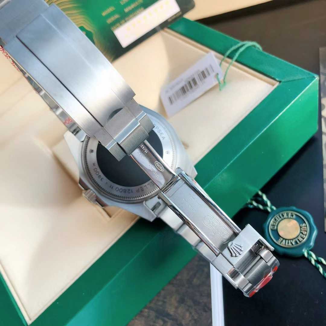 Rolex Sea-Dweller Deepsea - DopestKickz