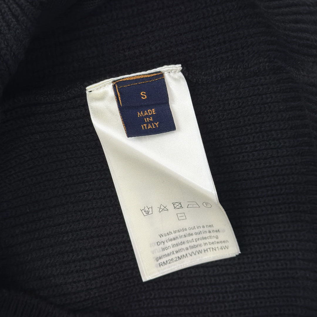 Louis Vuitton Embroidered Signature Cardigan   1AHVMY - DopestKickz