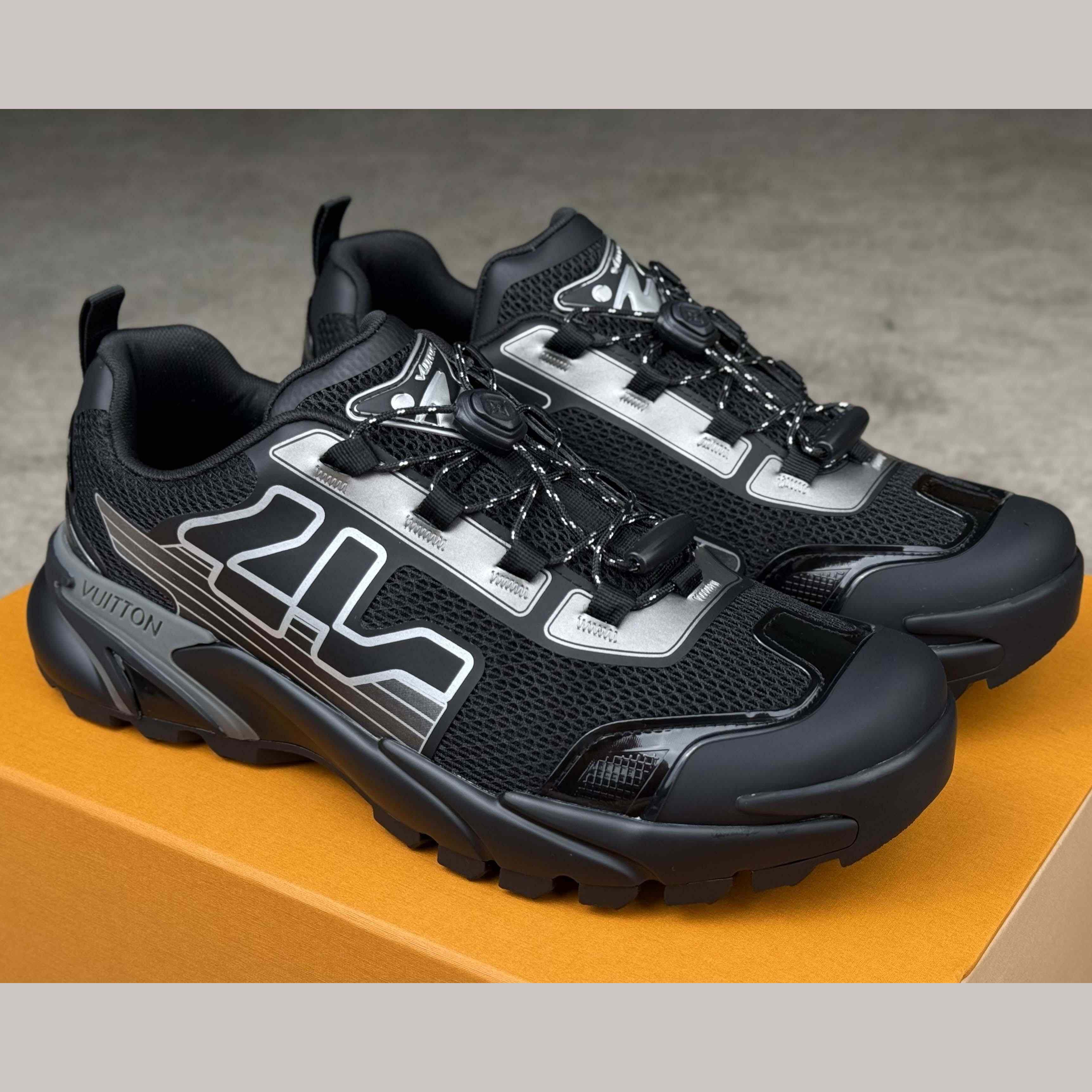 Louis Vuitton LV Runner Tatic Sneaker     1ADH08 - DopestKickz