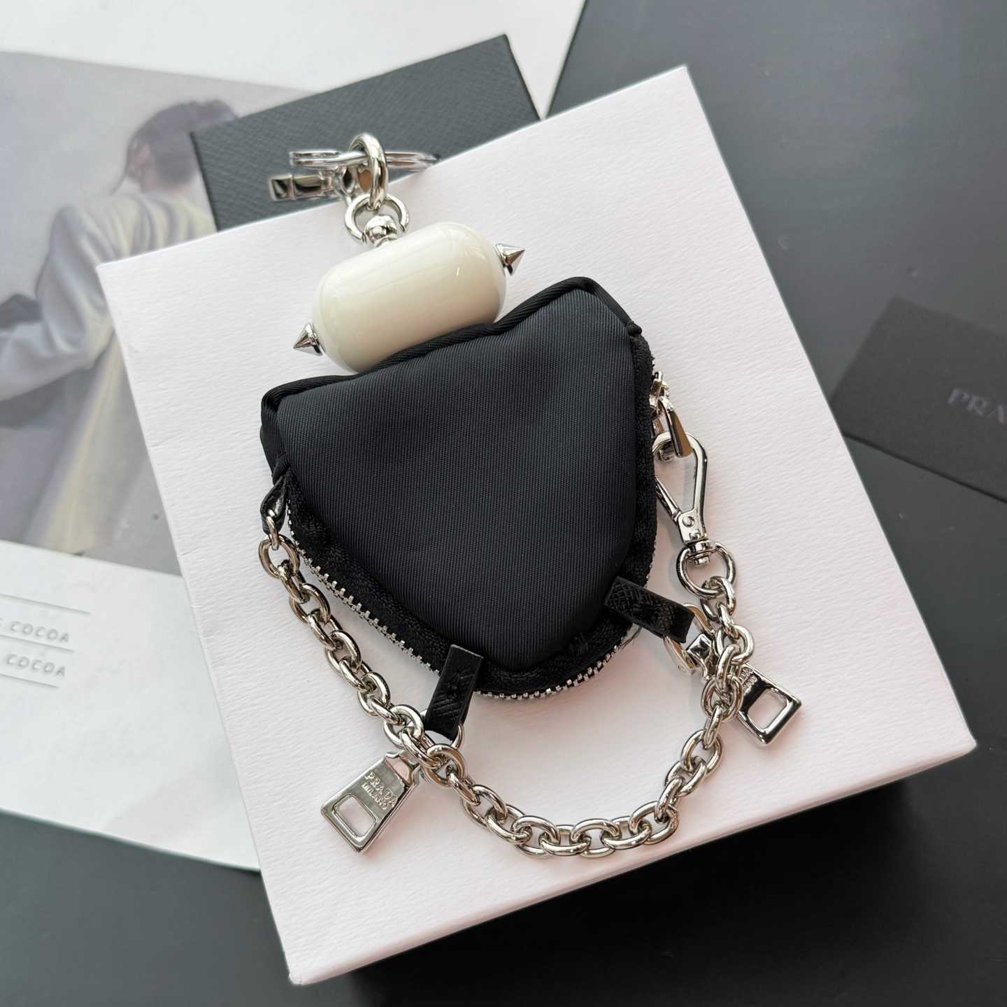 Prada Robot Trick Keychain - DopestKickz