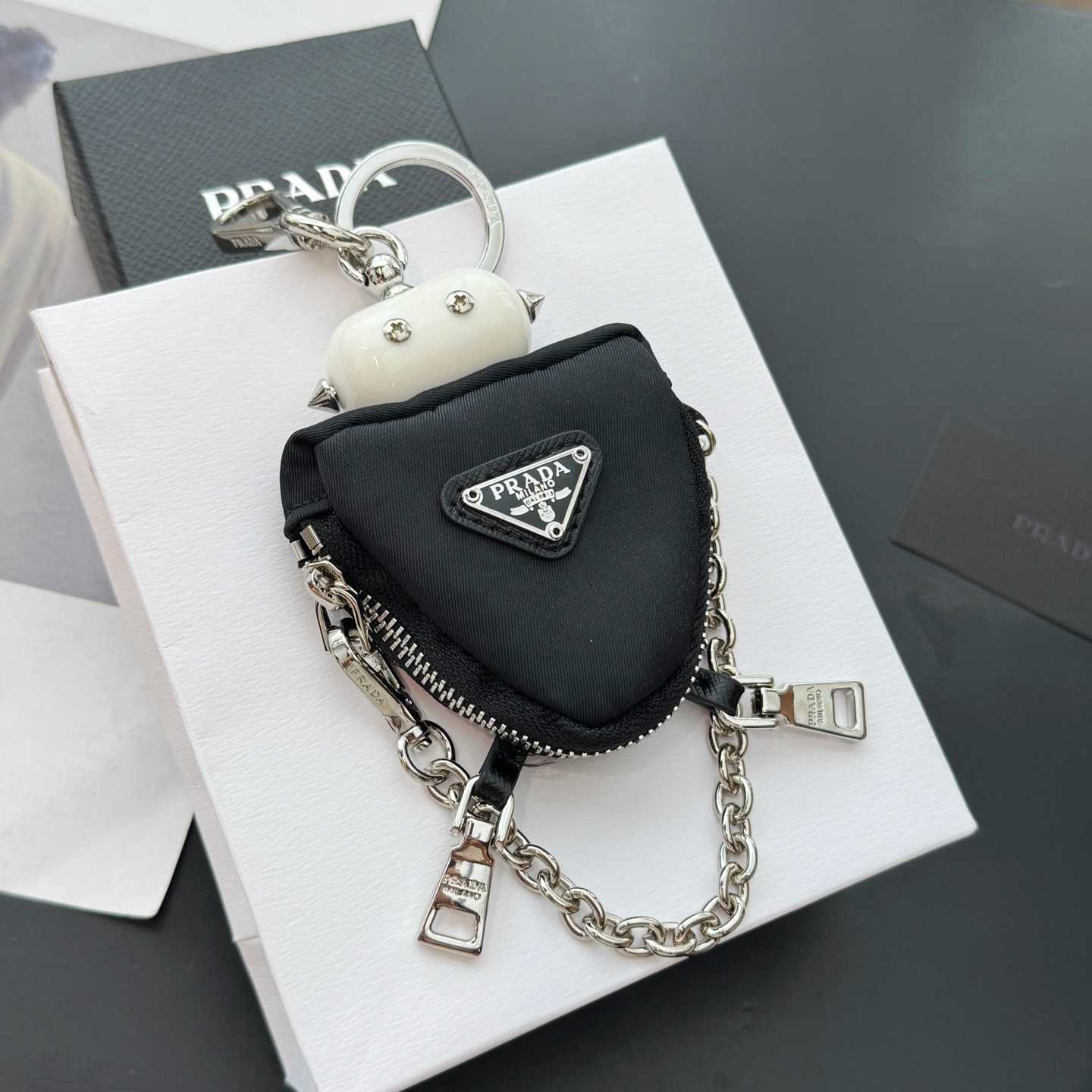 Prada Robot Trick Keychain - DopestKickz