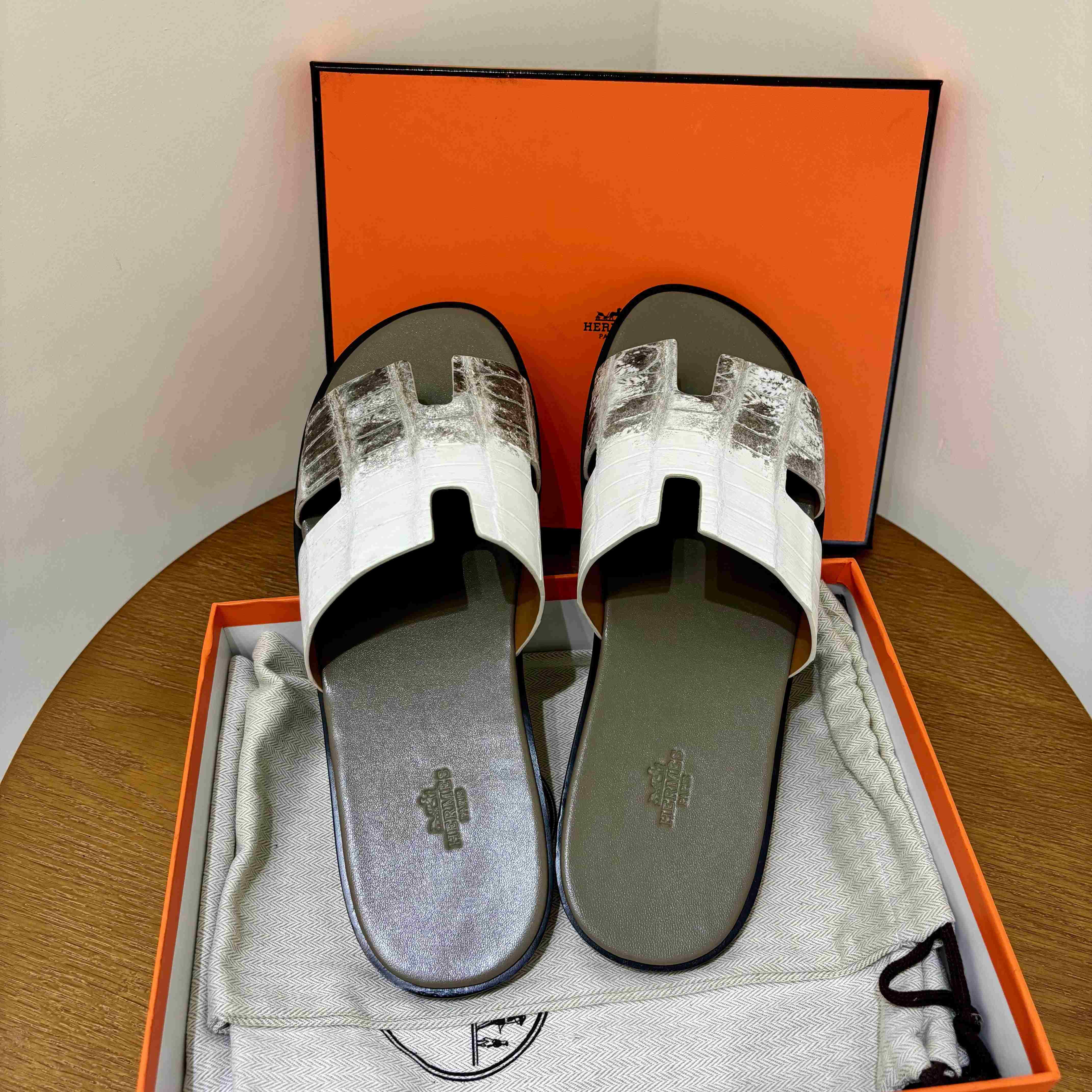 Hermes Izmir Sandal - DopestKickz