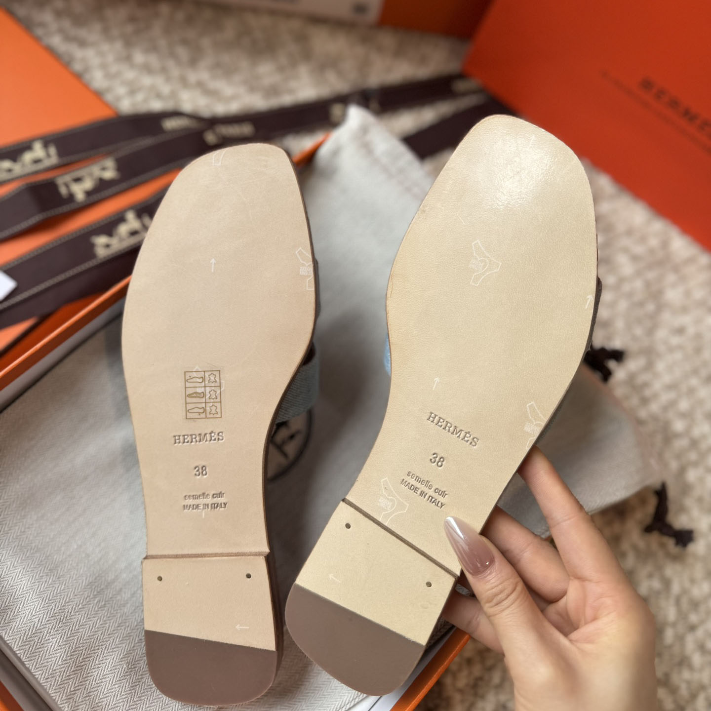 Hermes Oran Sandal - DopestKickz