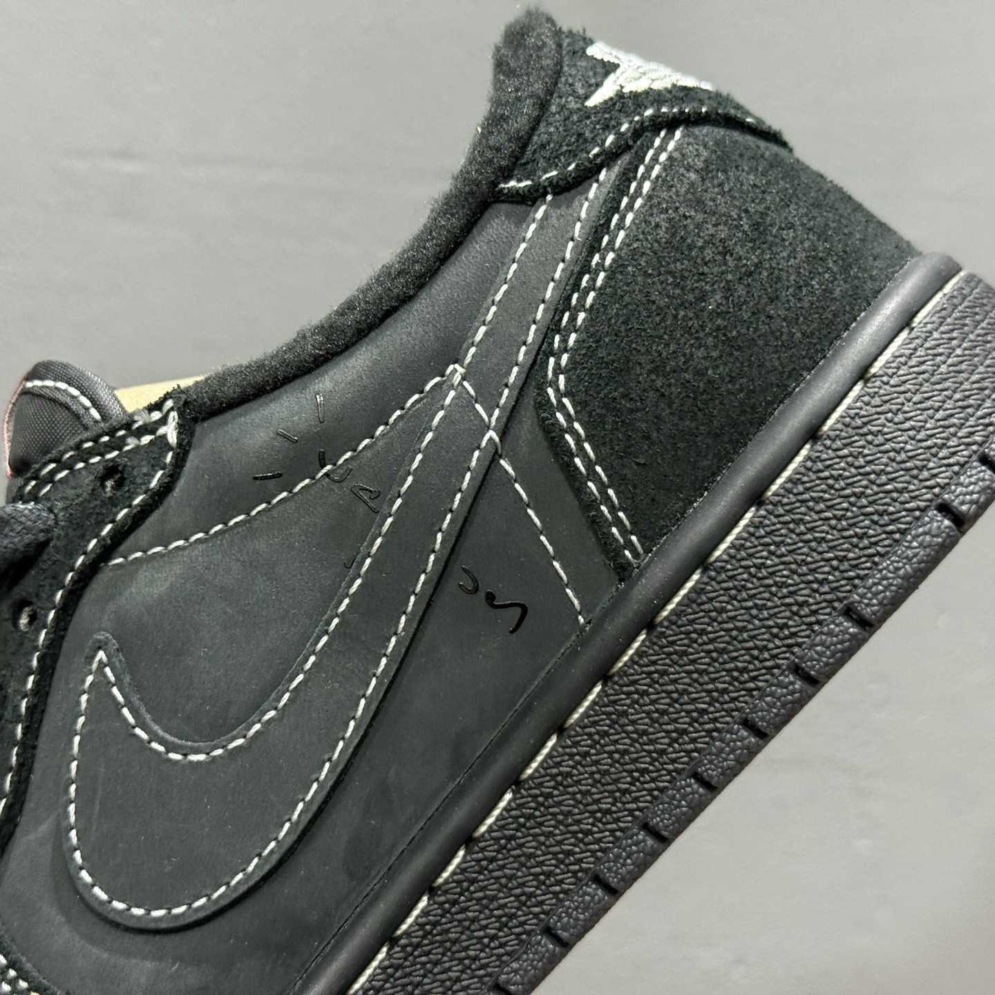 Travis Scott x Air Jordan 1 Low OG   DM7866-001 - DopestKickz
