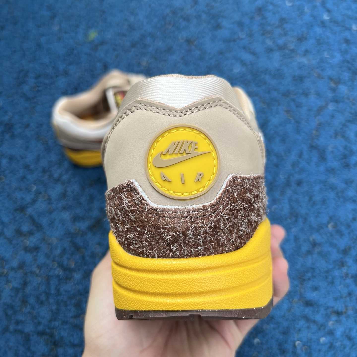 Nike Air Max 1 .SWOOSH Big Head Origins HV5776-200  - DopestKickz