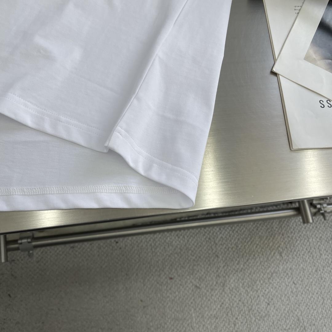 Givenchy Cotton crew-neck T-shirt - DopestKickz