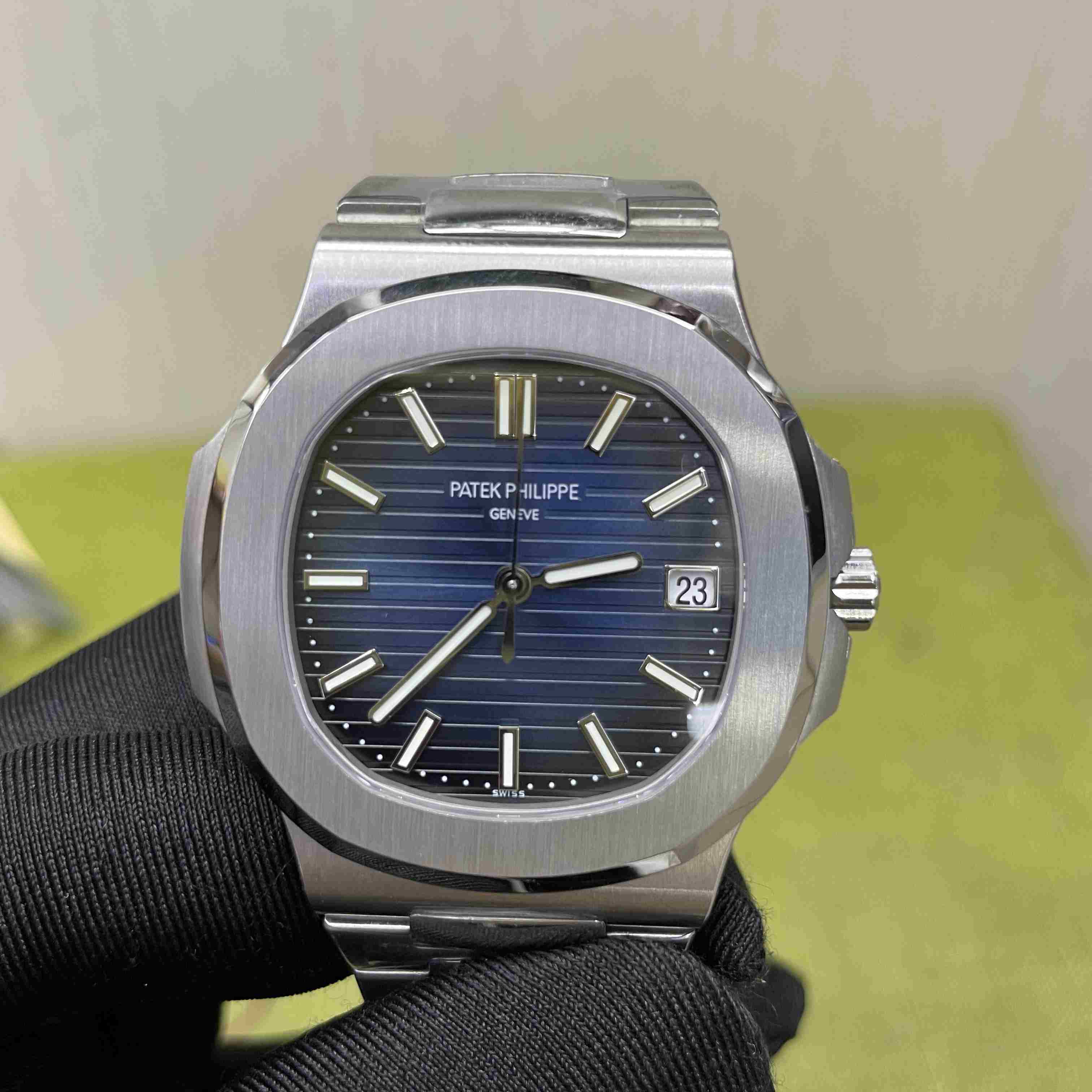 Patek Philippe Patek Nautilus 